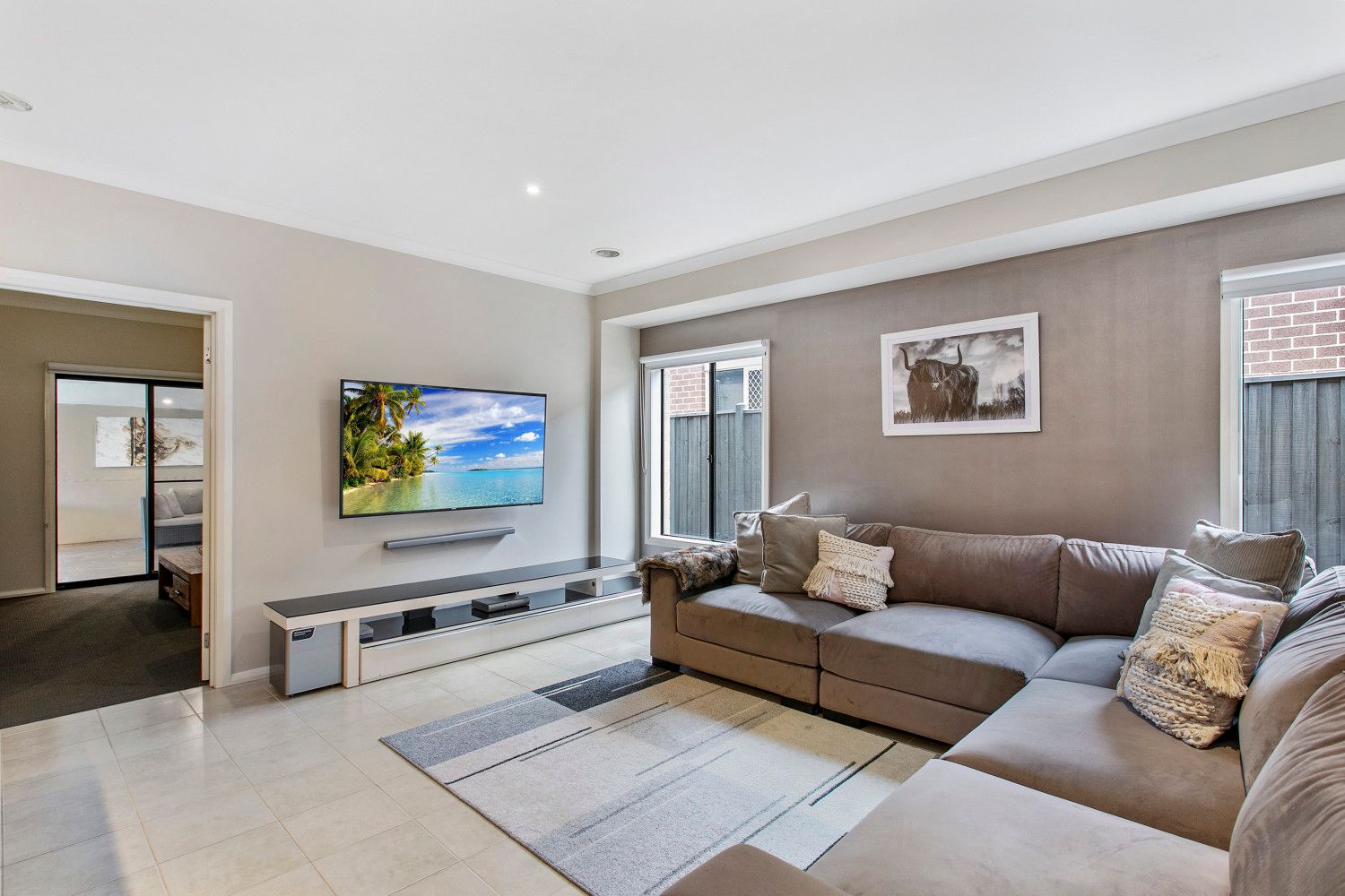 6 White Gum Way, Cranbourne North, VIC 3977