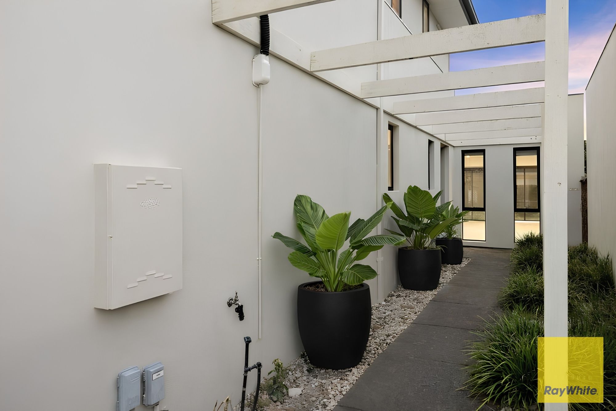 30 Signature Boulevard — photo 20 of 22