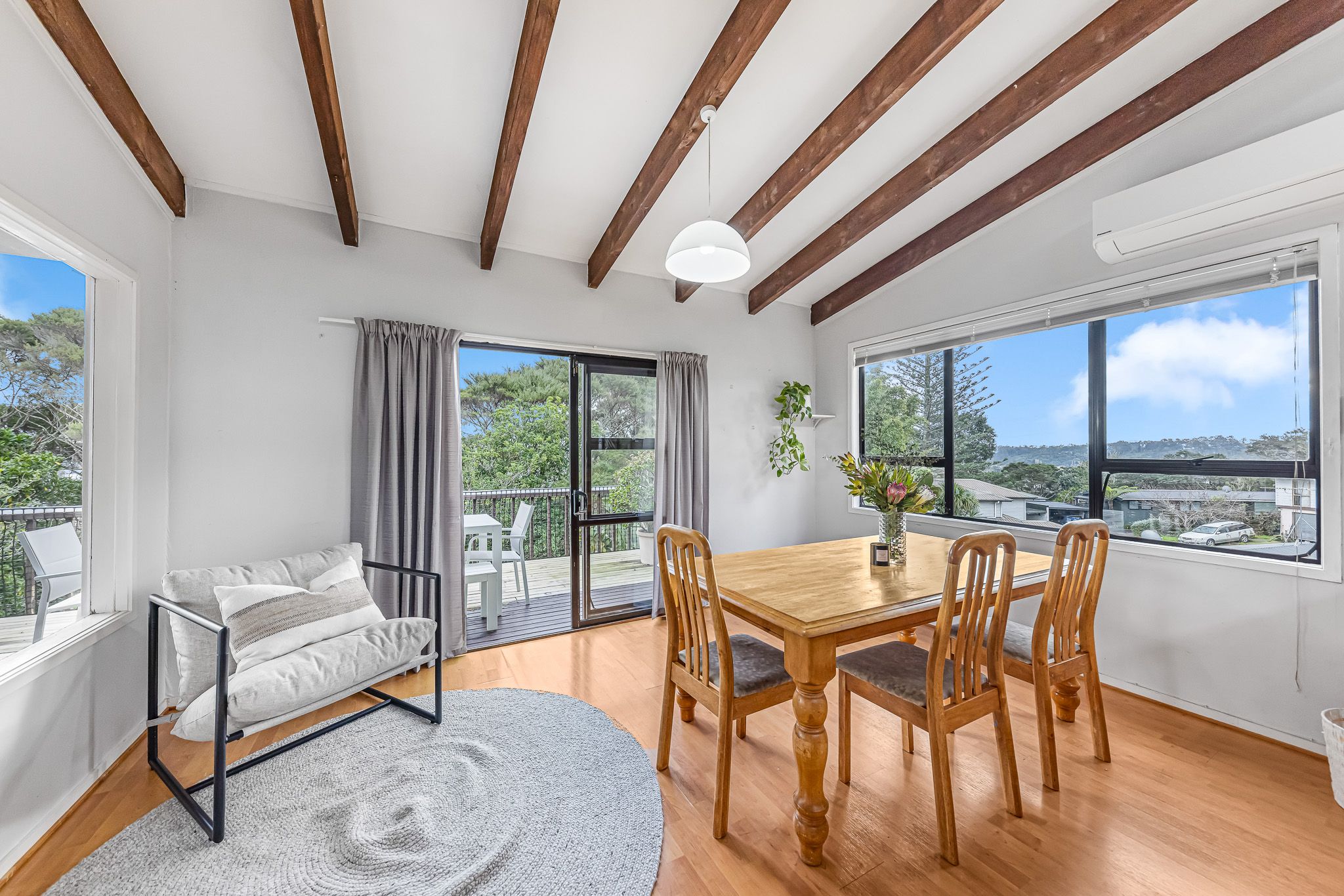 50 Valley View Road, Glenfield, North Shore City