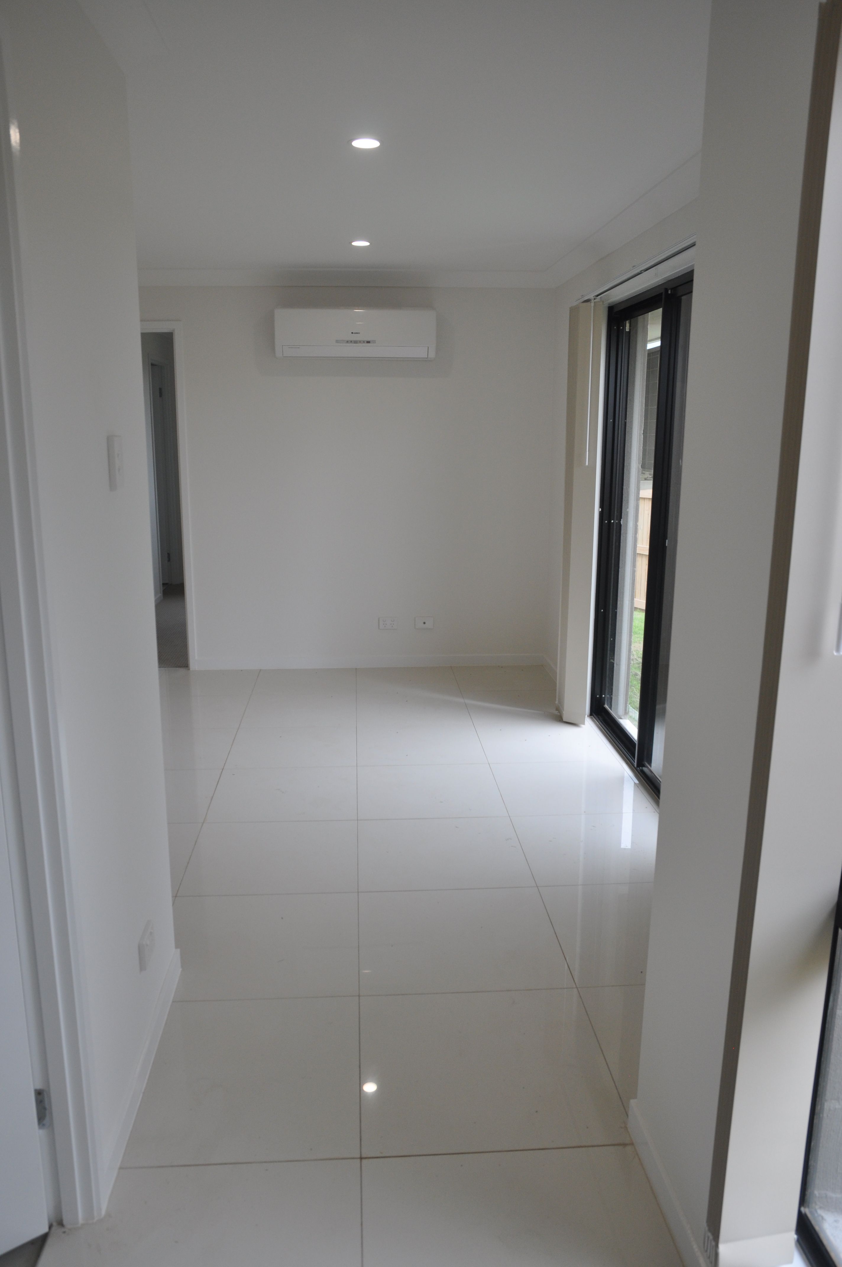 2/36 Mia Street, WYREEMA, QLD 4352