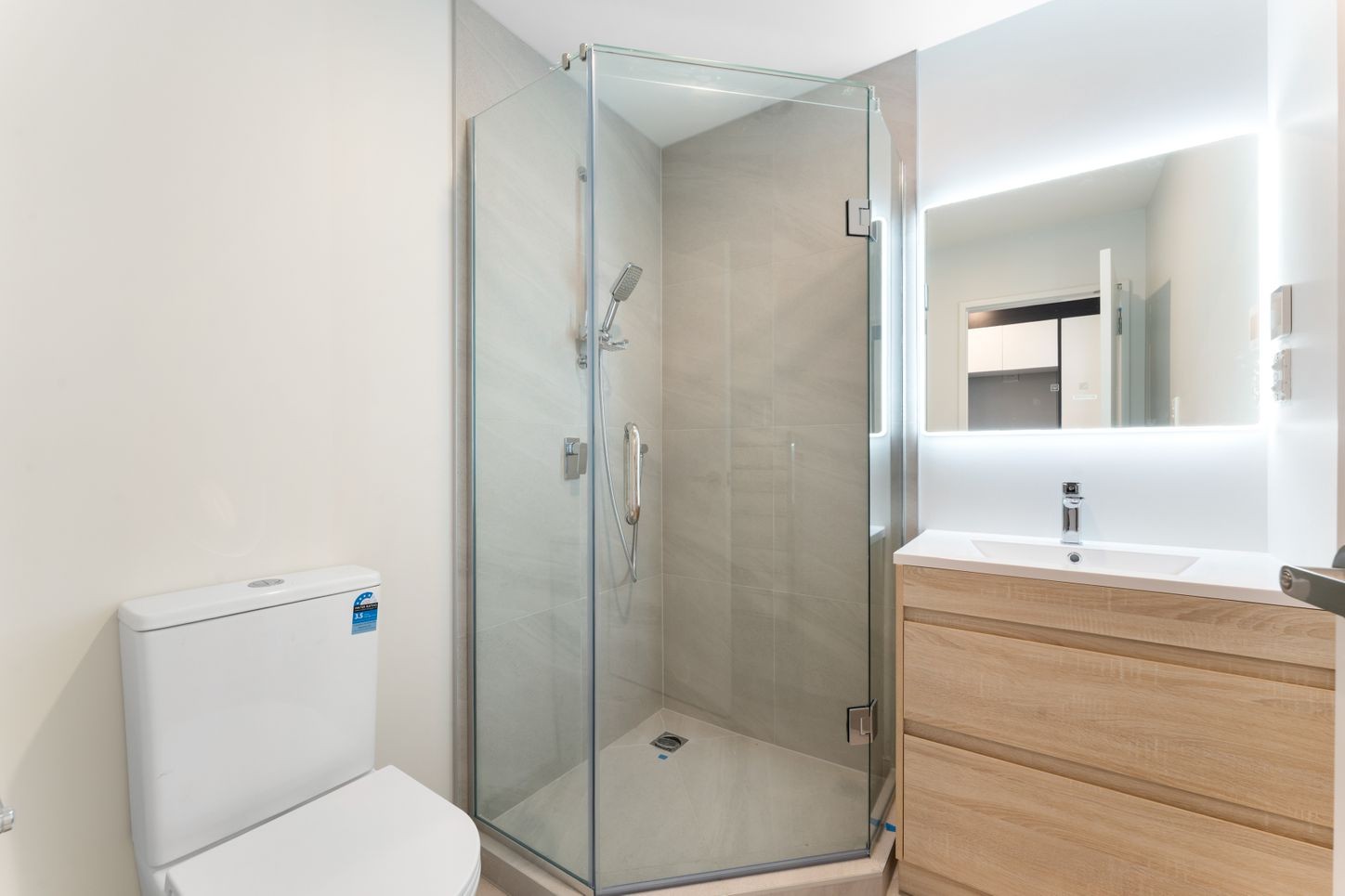 3/11 Seymour Road, Sunnyvale, Waitakere City