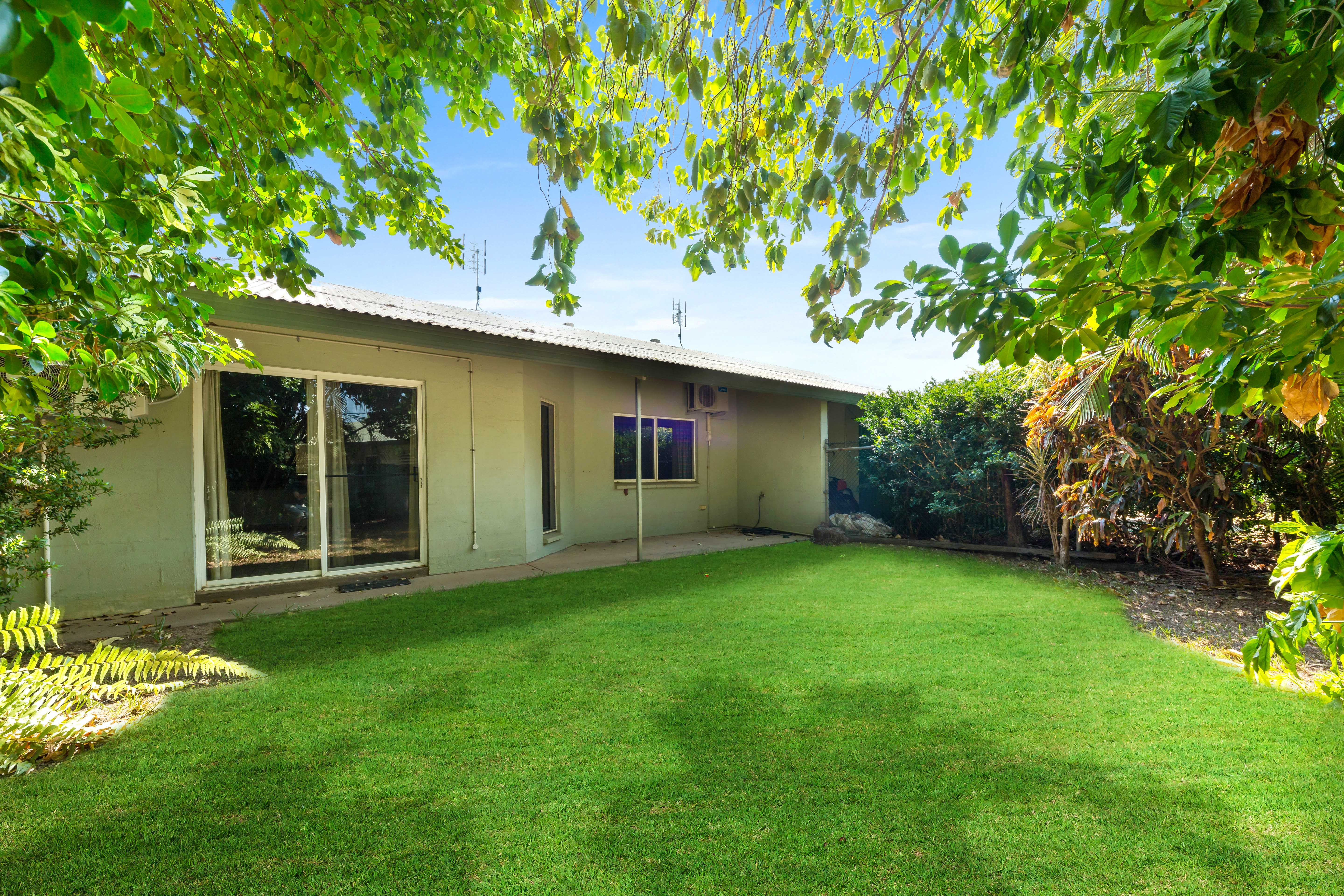 13 Lloyd Road, Humpty Doo NT 0836