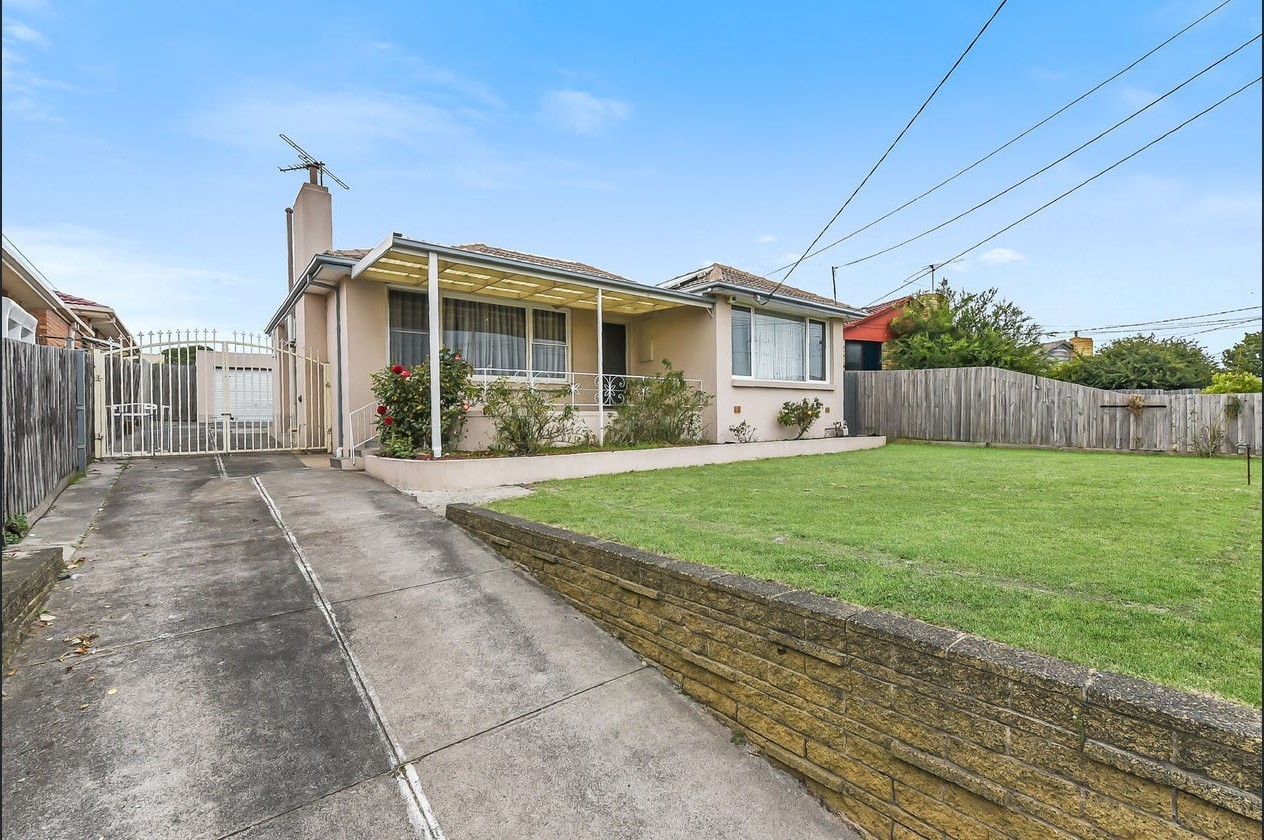 17 Emerald Drive, Springvale, VIC 3171