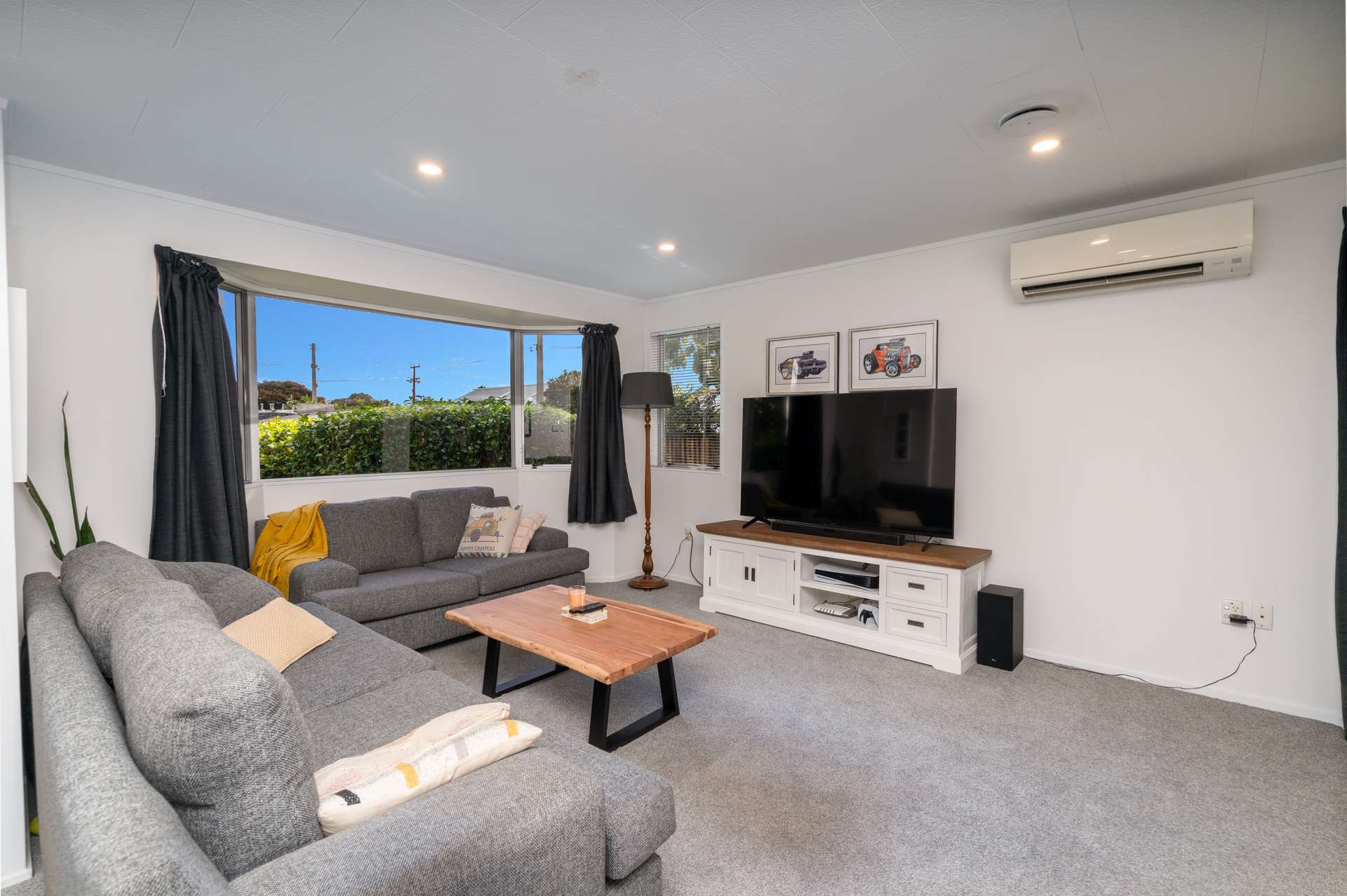 84A Kelvin Road photo 2