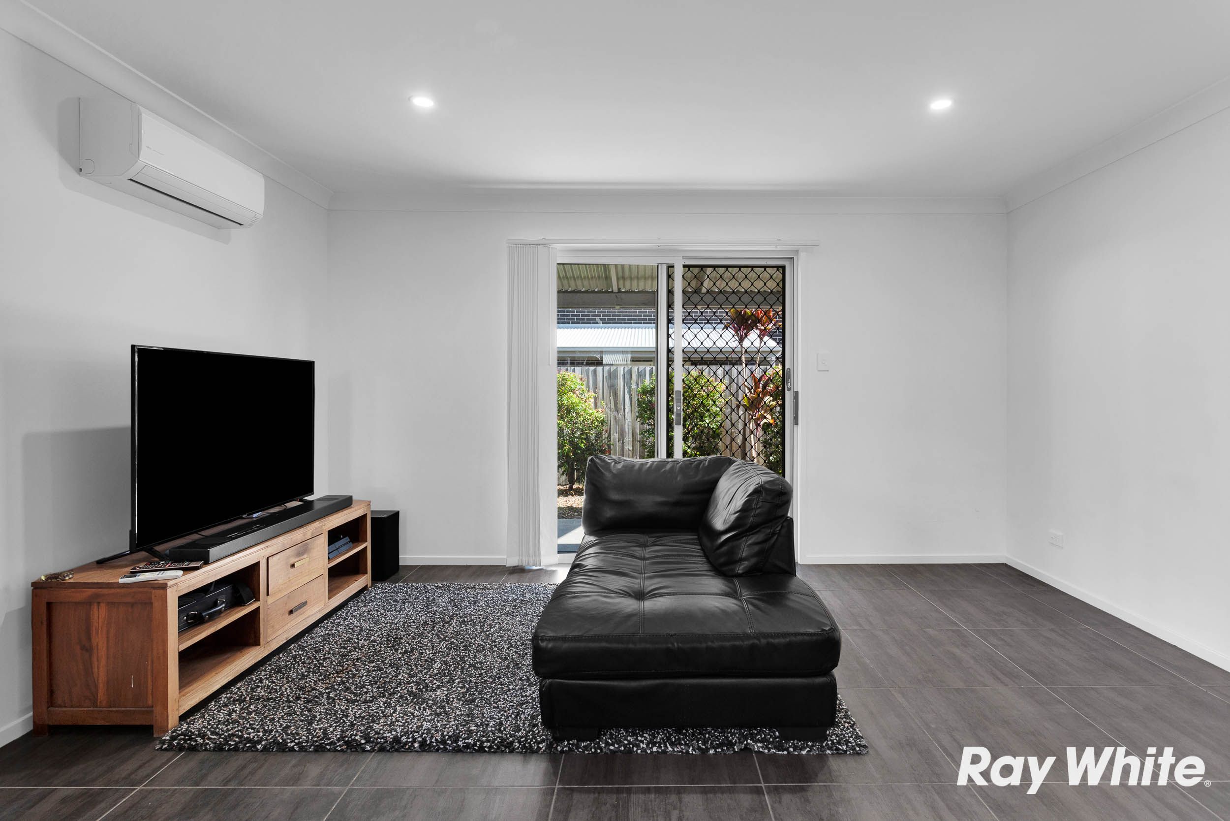 21/70-90 Clearwater Street, Bethania, QLD 4205