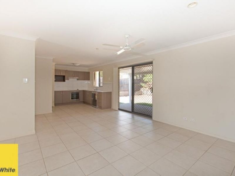6 Peggy Crescent, Redbank Plains, QLD 4301