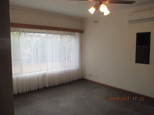 11 Laffer Street, Loxton, SA 5333
