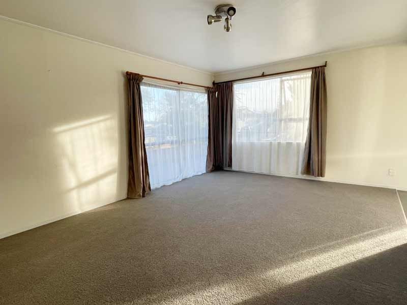 11 Lyren Place, Half Moon Bay, Manukau City
