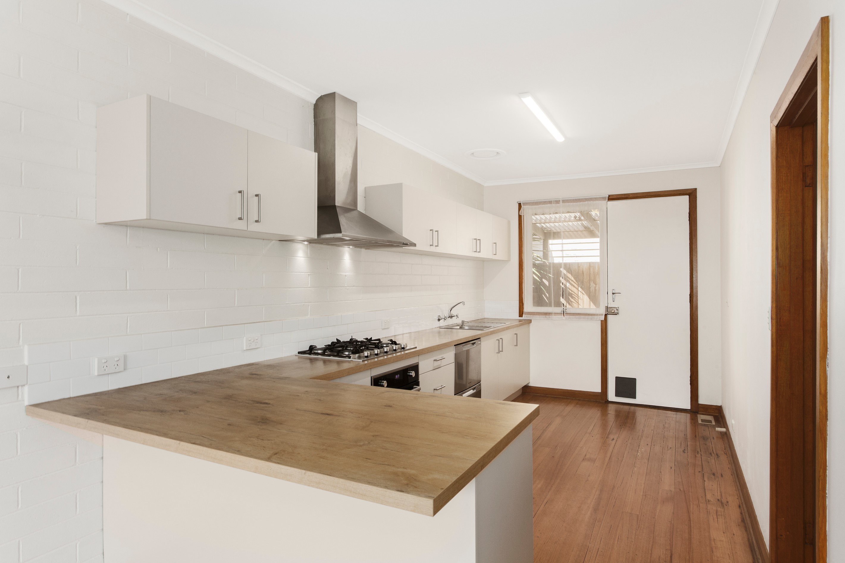 1/13 Swindon Road, Hughesdale, VIC 3166