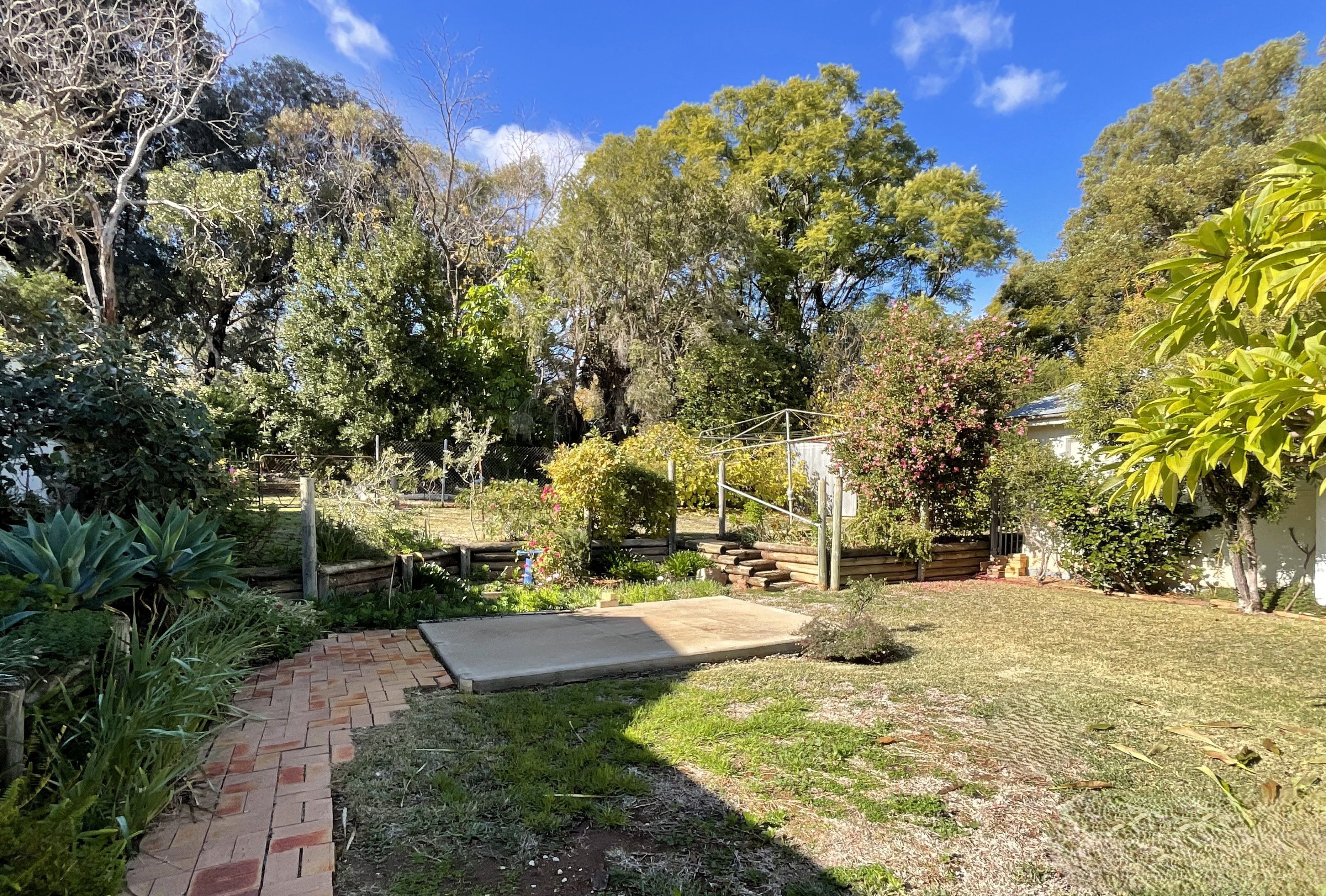 13 Thorby Crescent, Griffith, NSW 2680
