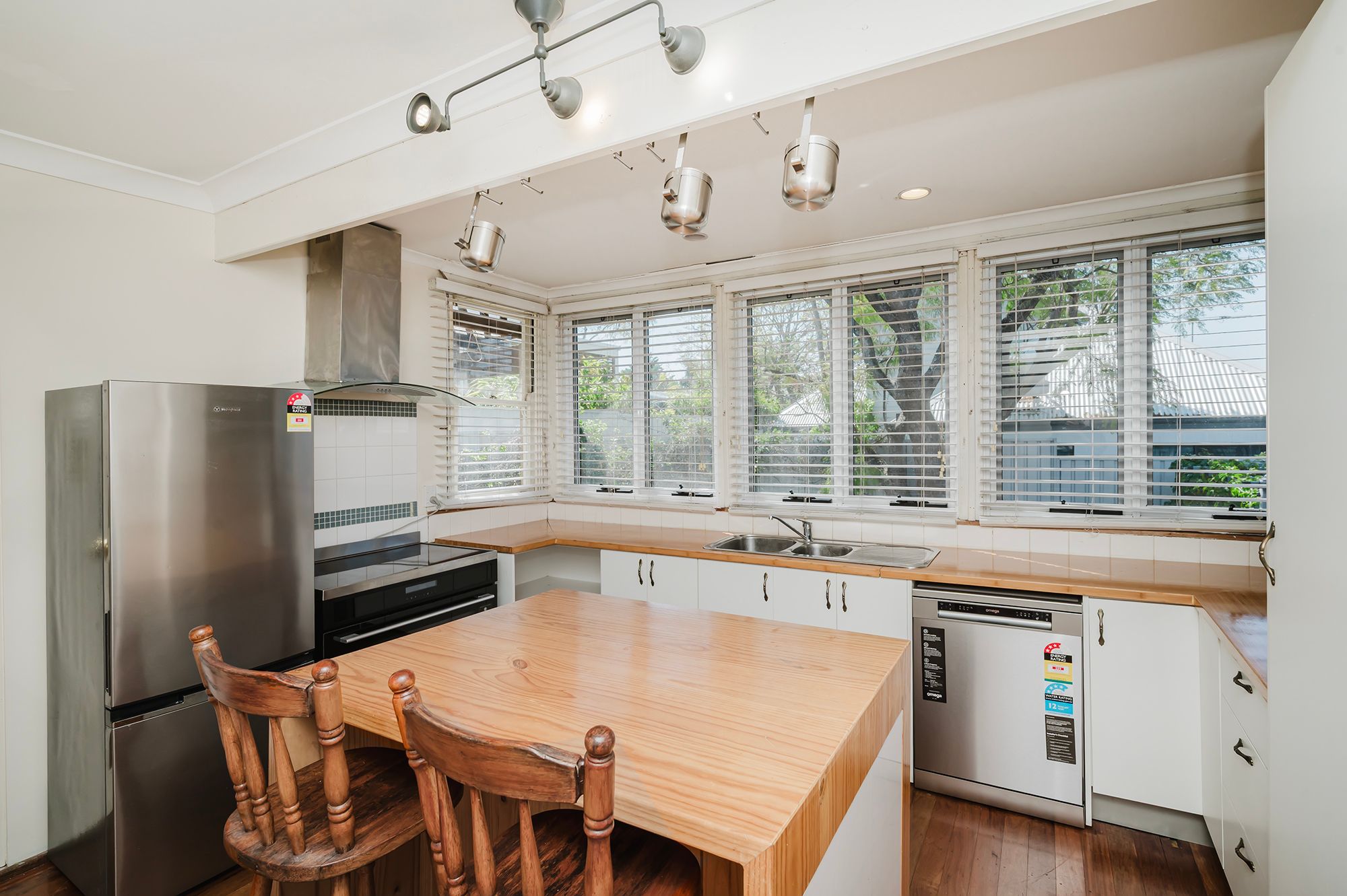 108 Crawford Road — photo 9 of 27