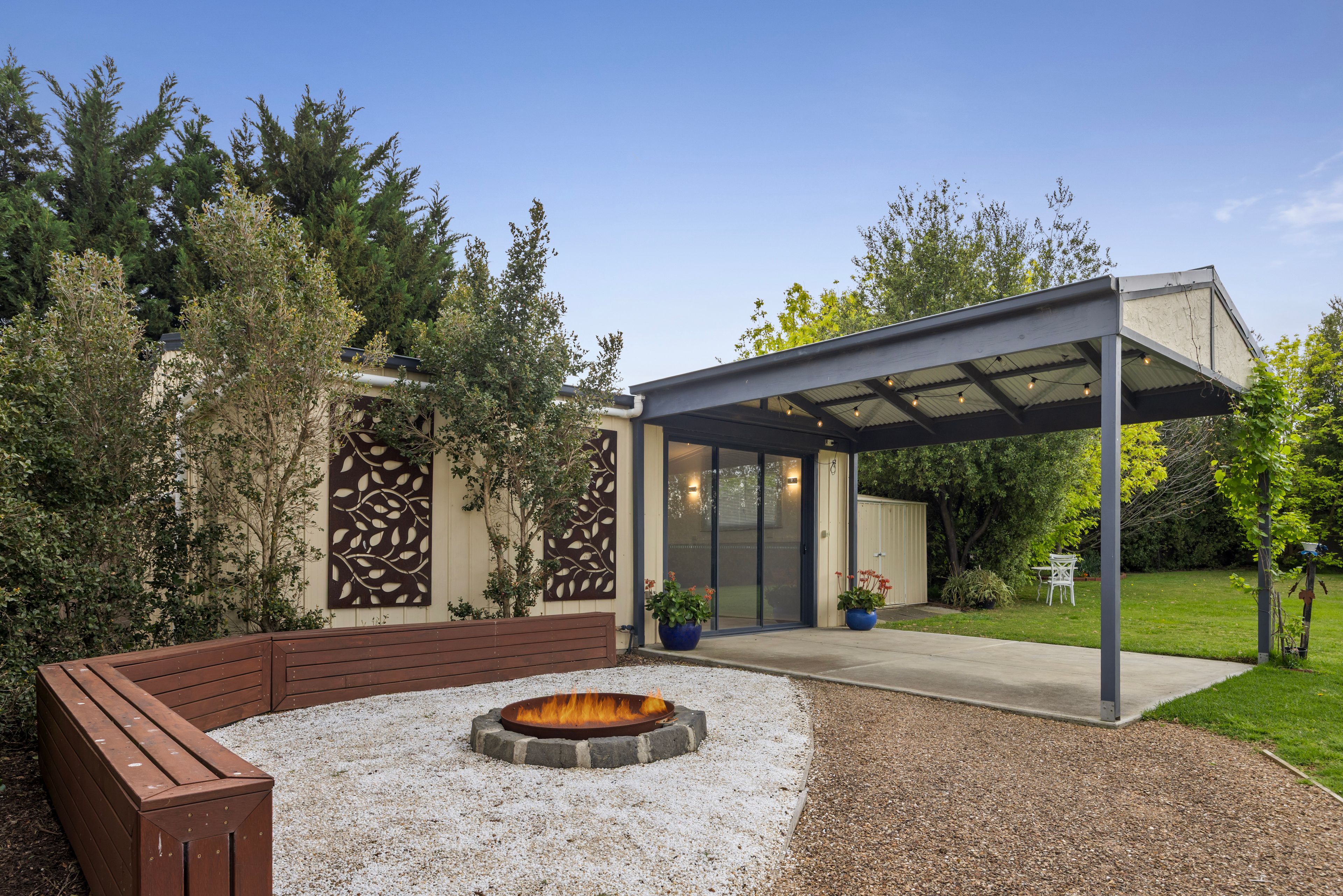 26 Roseberry Avenue — photo 14 of 18