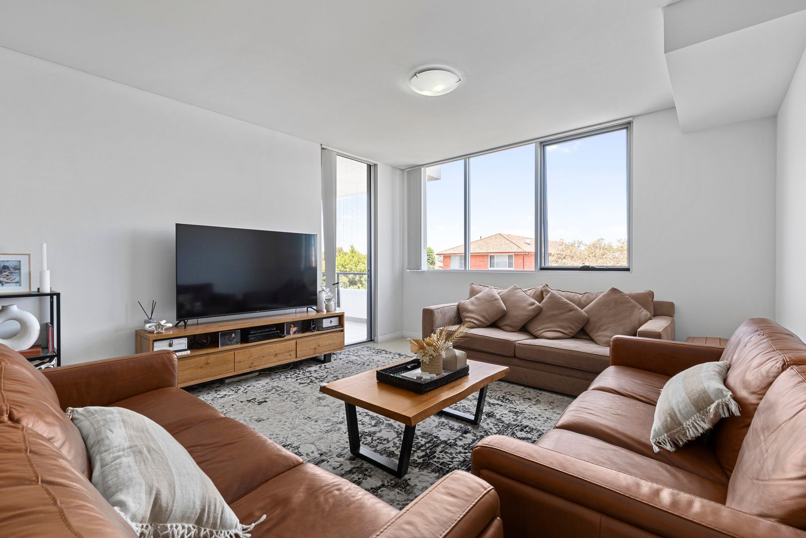314 Canterbury Road (Entry via Canton St), Canterbury NSW 2193