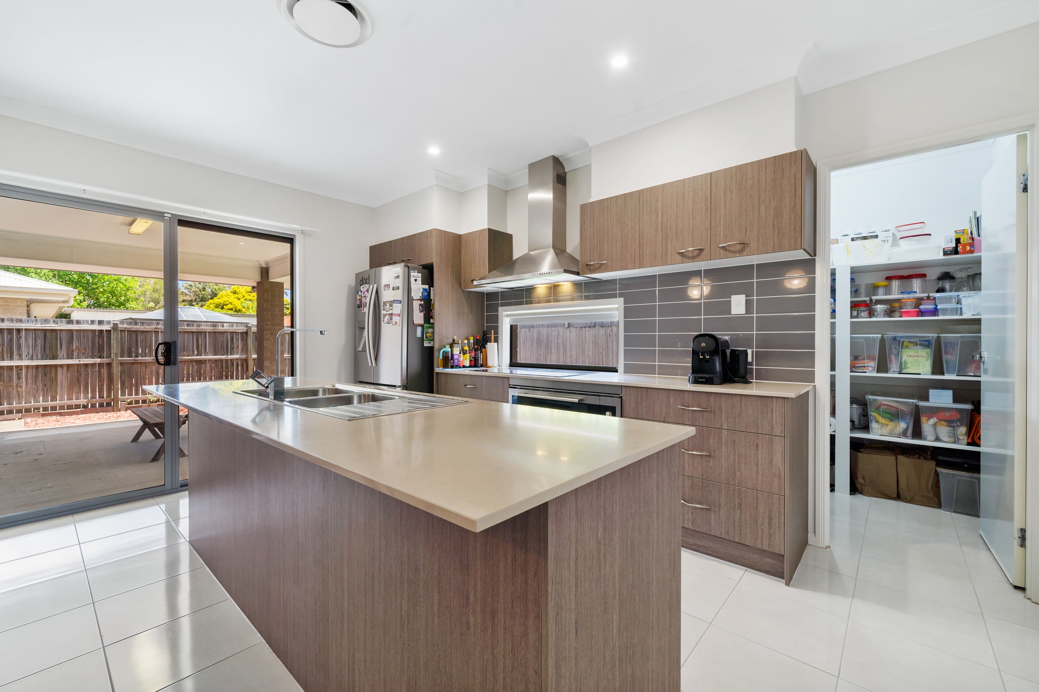 43A Short Street, Loganlea, QLD 4131