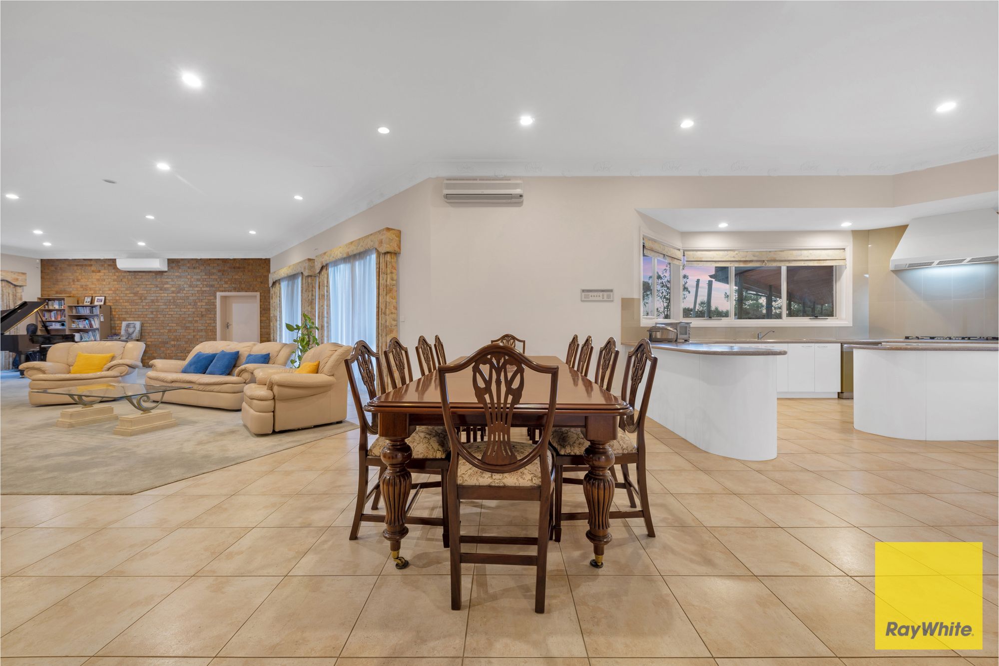 18-20 Bindowan Drive — photo 15 of 30