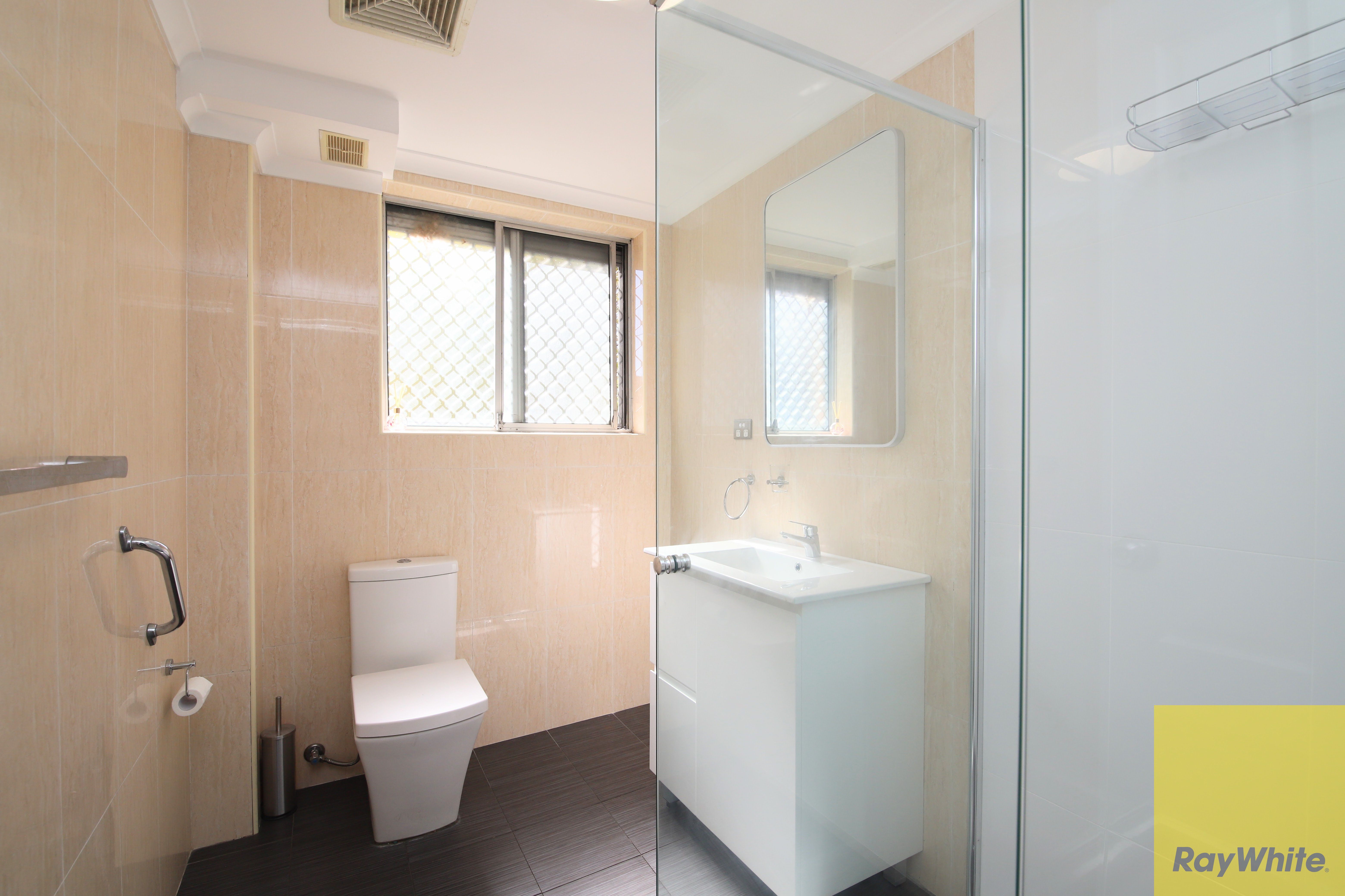 5/73-75 Yangoora Road — photo 3 of 8