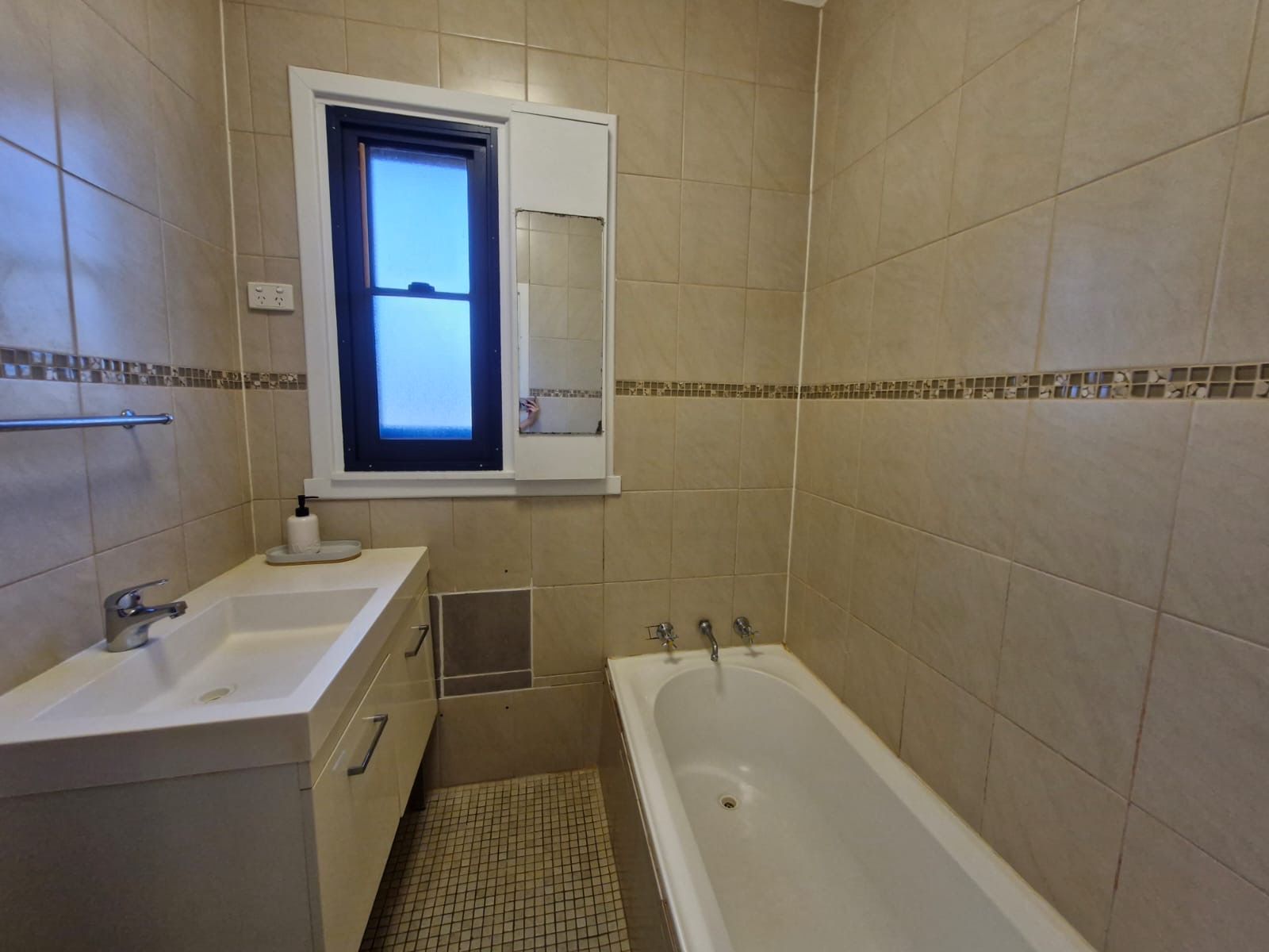 48 Roberts Street — photo 21 of 30