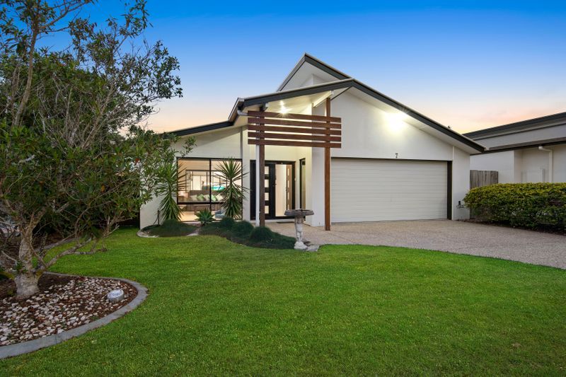 7 Ribbonwood Street, Sippy Downs, QLD 4556