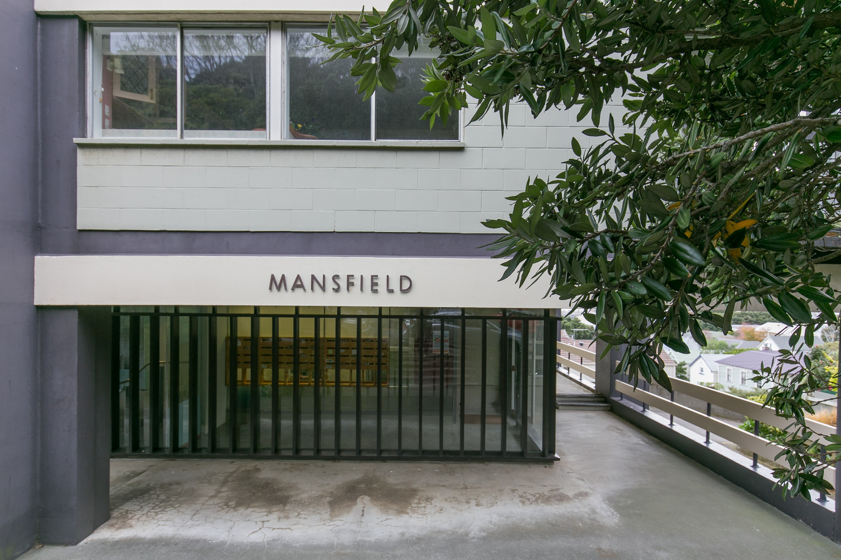 2D/1 Grant Road, Thorndon, Wellington City