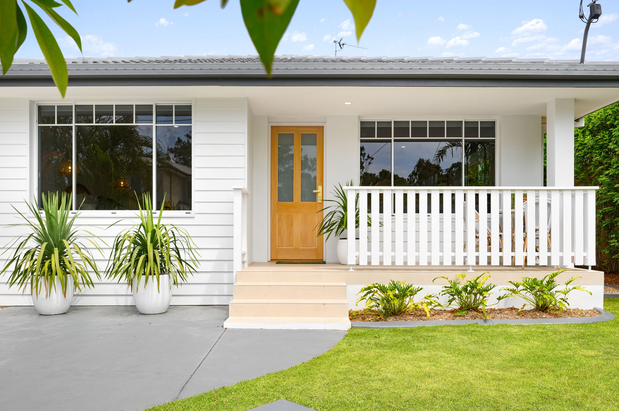 8 Goorawin Street, Runaway Bay, QLD 4216
