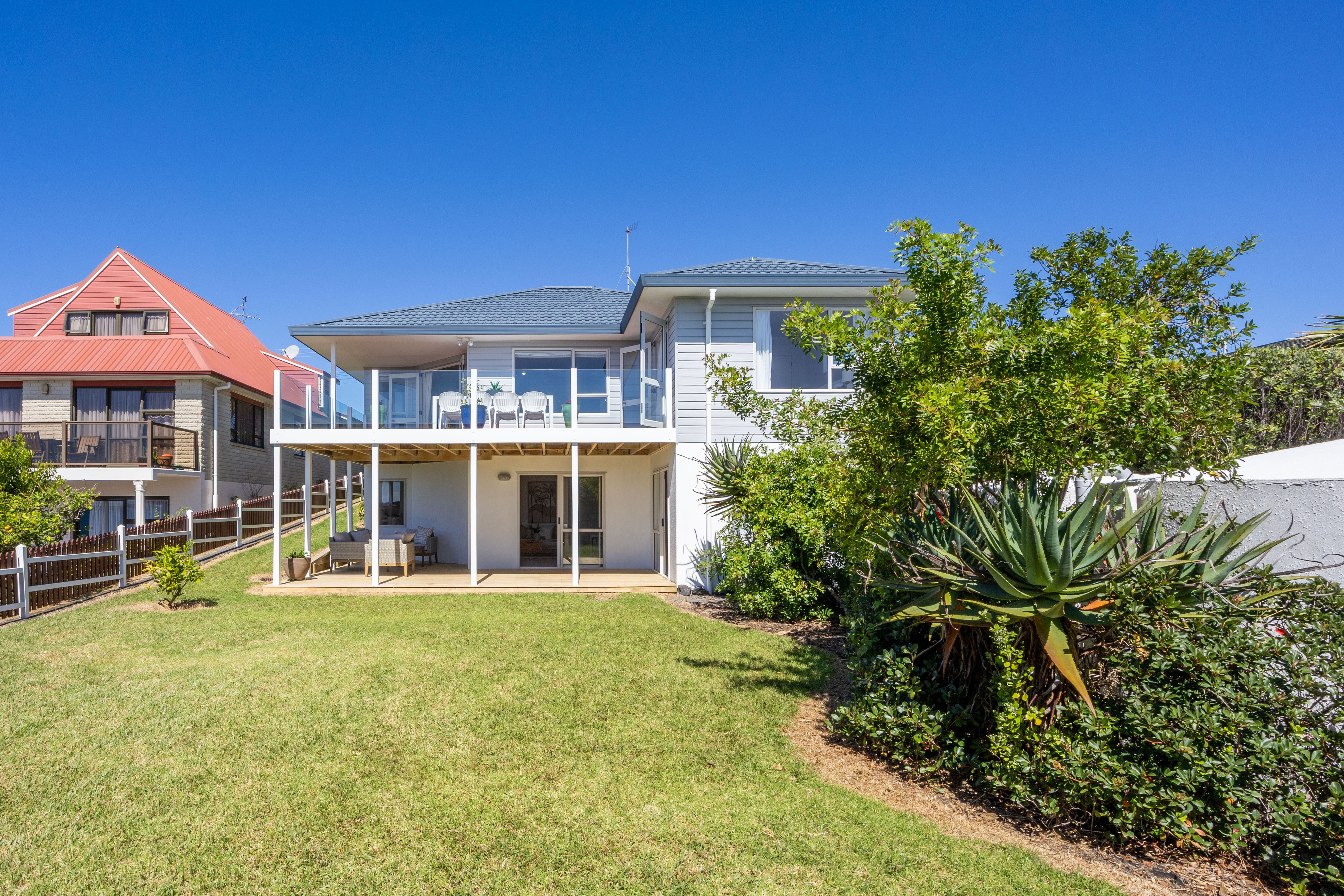 1342 Whangaparaoa Road, Army Bay, Rodney