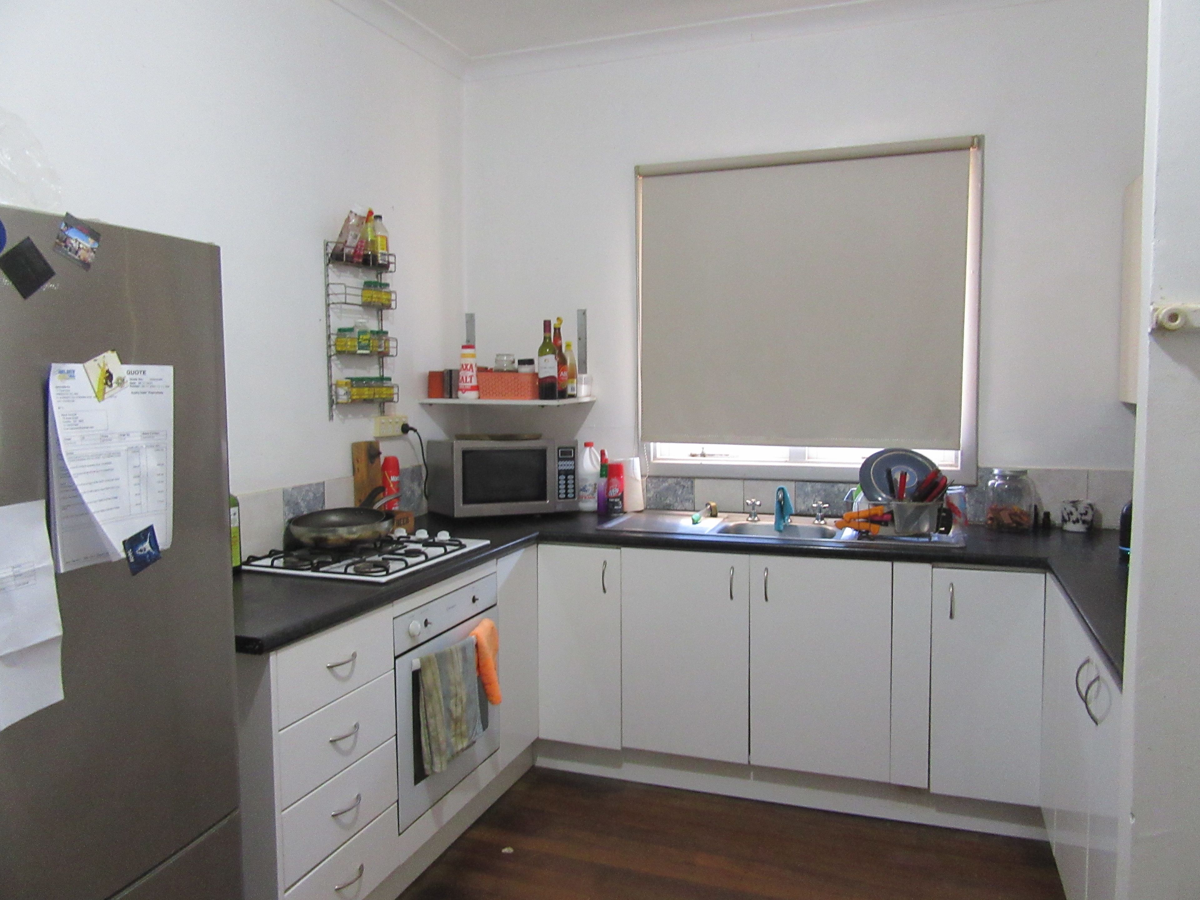 27 Railway Avenue, Carnamah, WA 6517