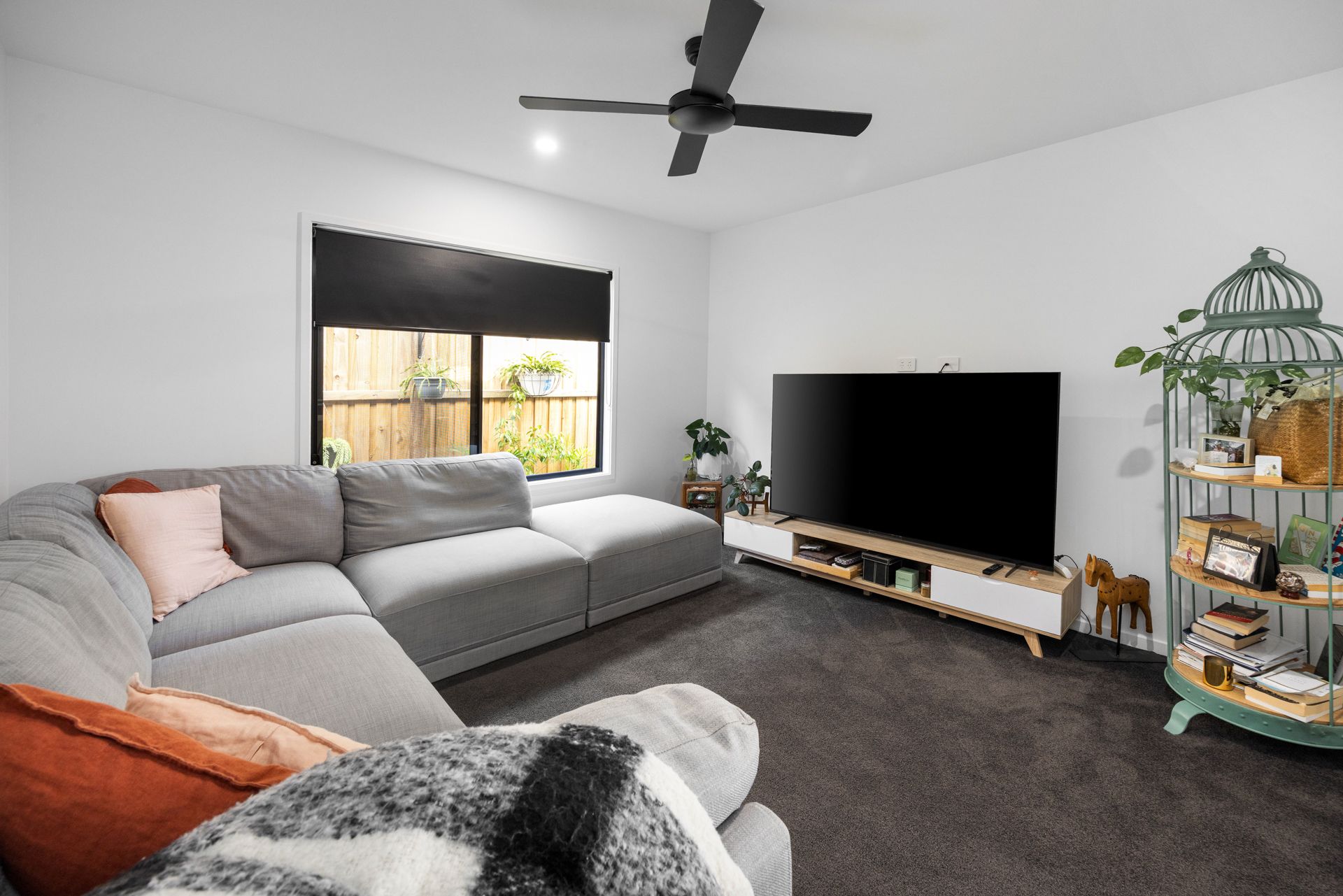 6 Forest Road — photo 12 of 15