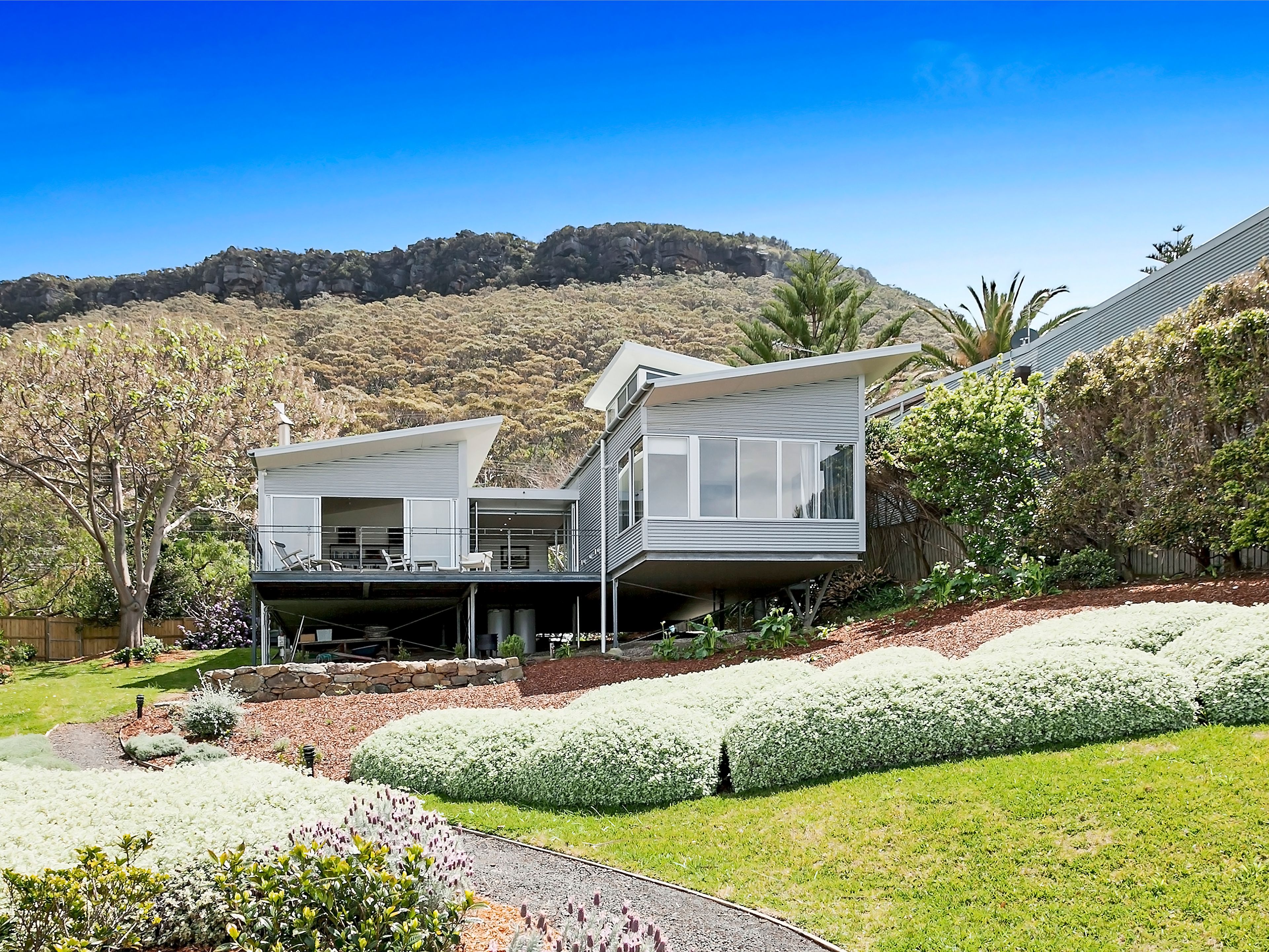 225 Lawrence Hargrave, Coalcliff, NSW 2508