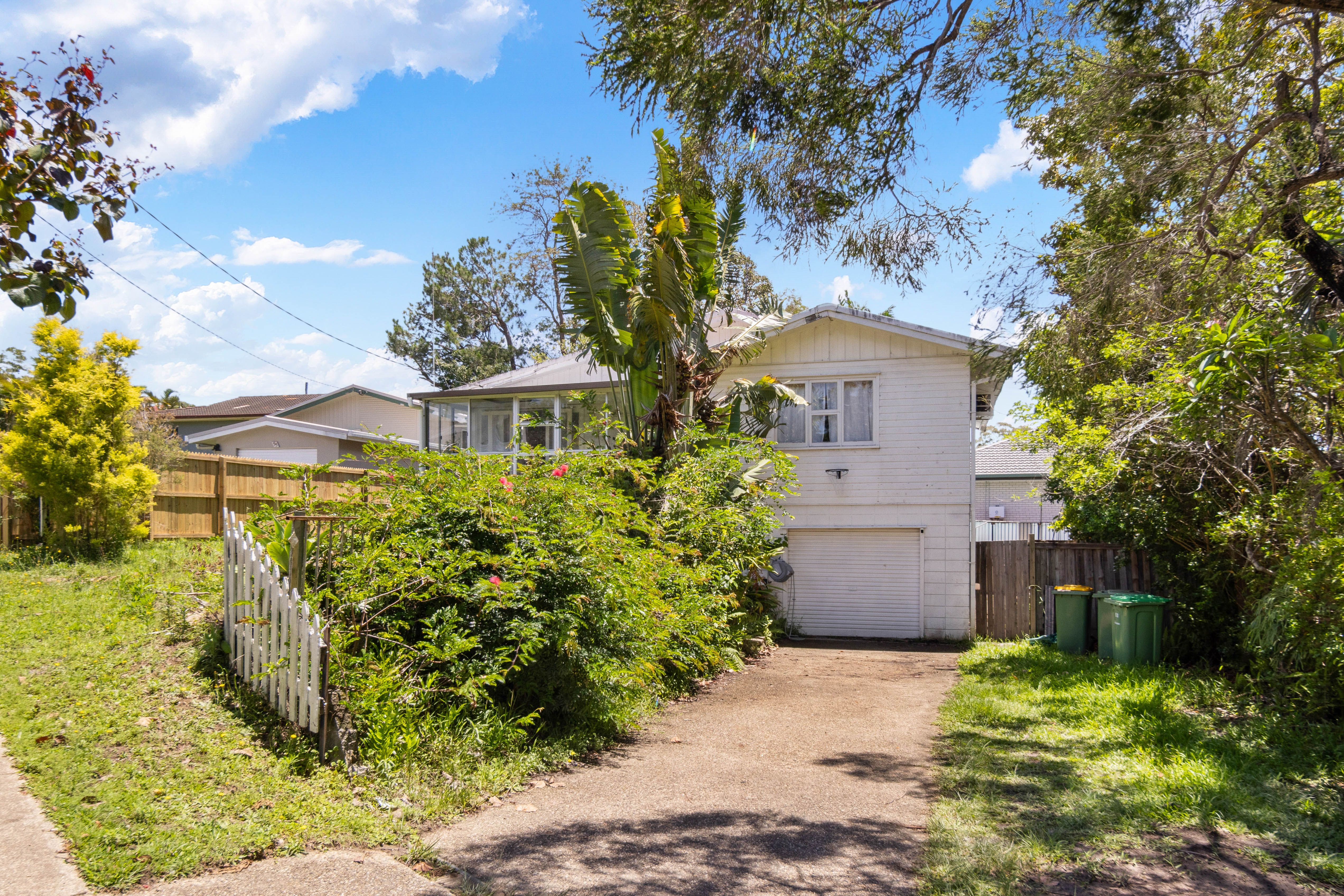 53 Kindra Avenue, Southport QLD 4215