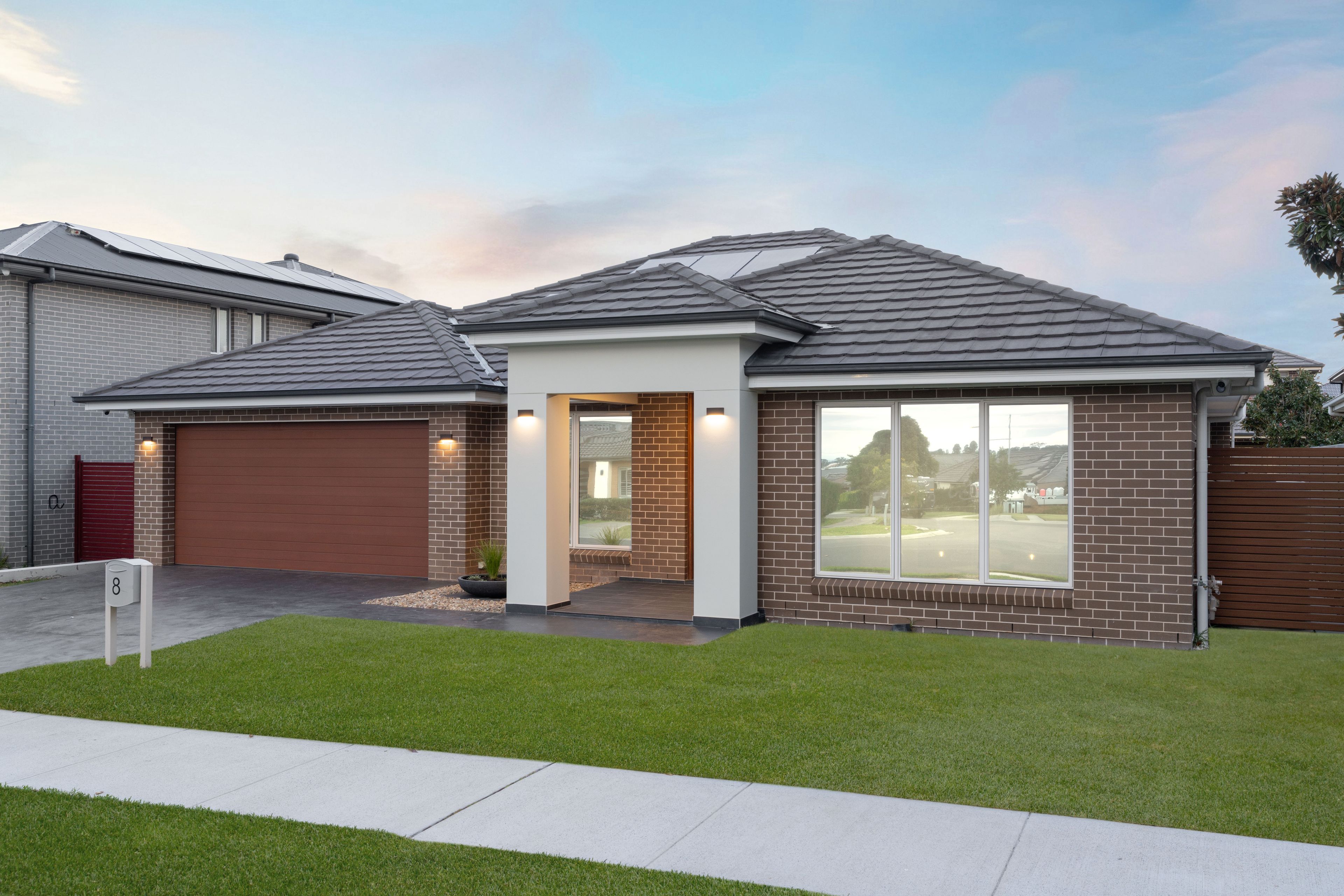 8 Reed Street, Oran Park, NSW 2570
