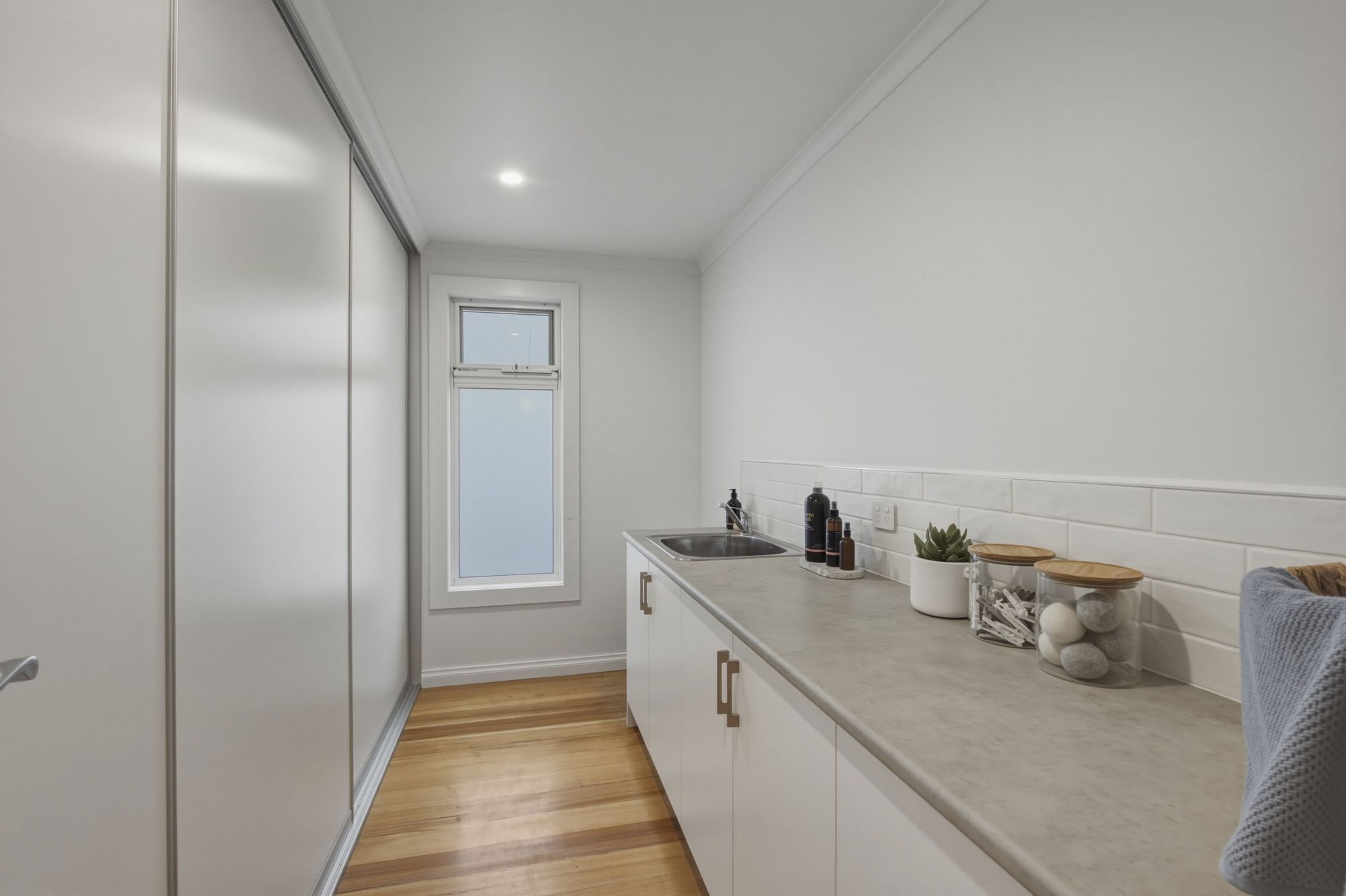 124 James Street — photo 26 of 30