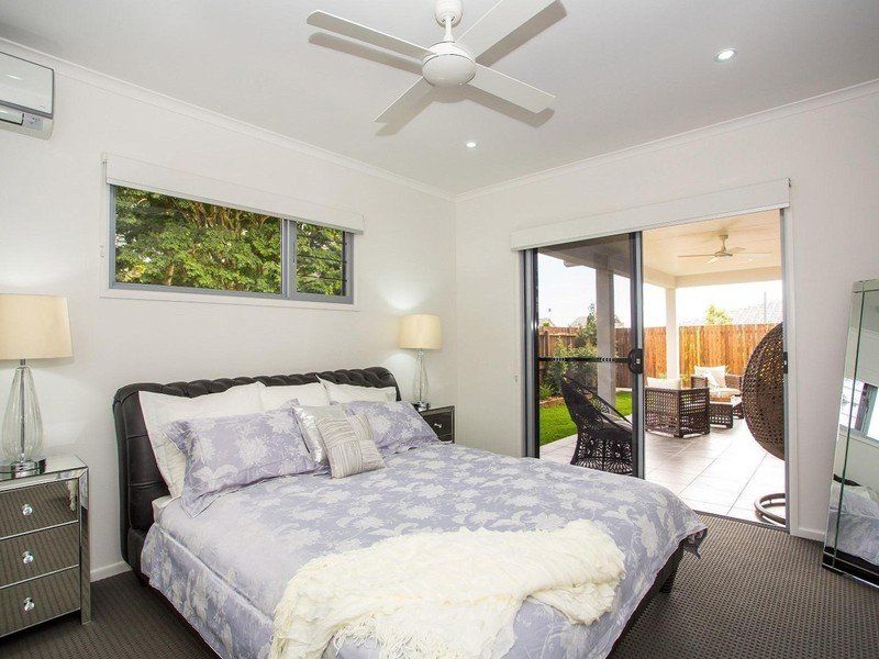 2/60 Lindsay Road — photo 3 of 9