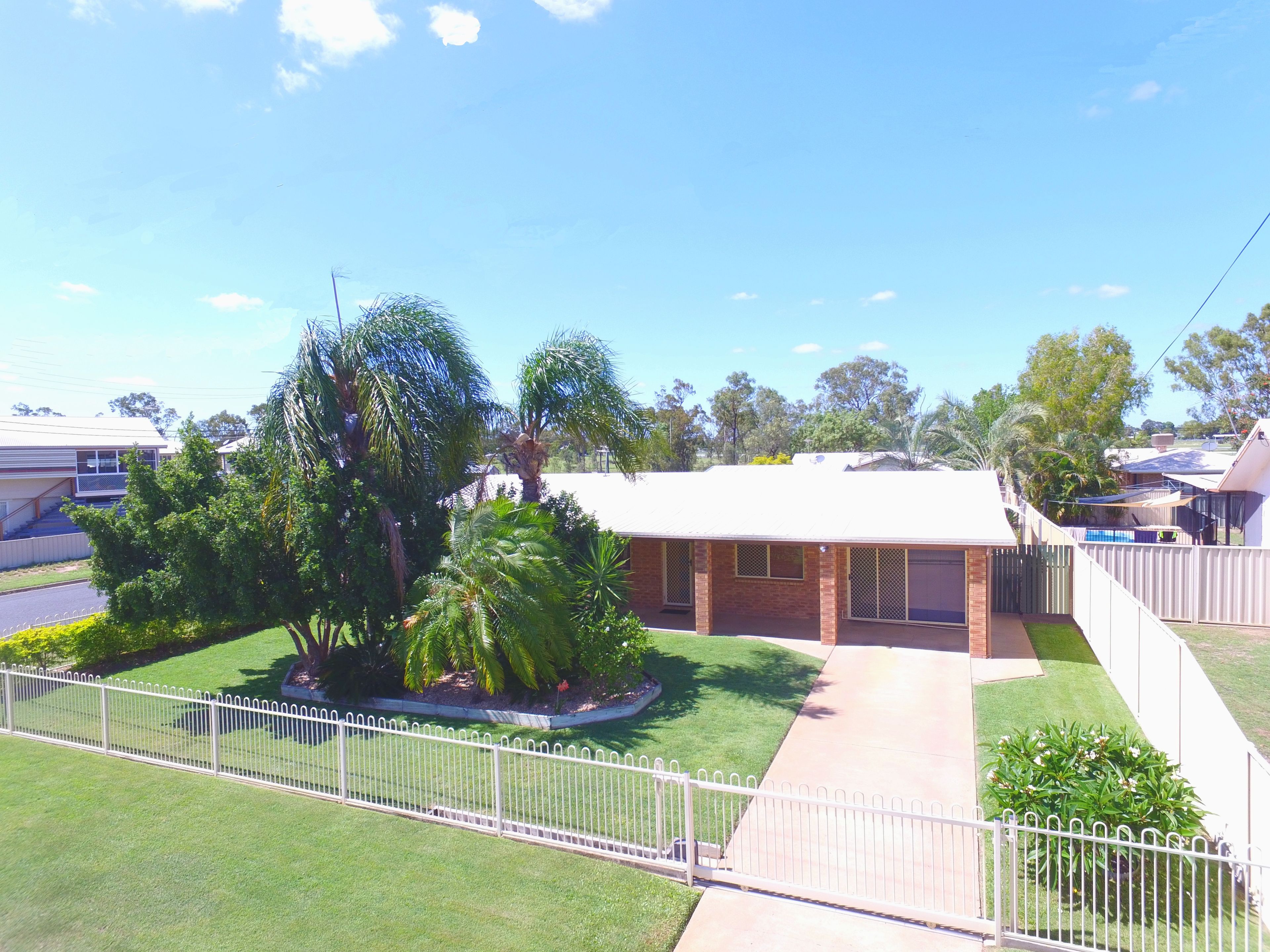 28 Staal Crescent, Emerald, QLD 4720
