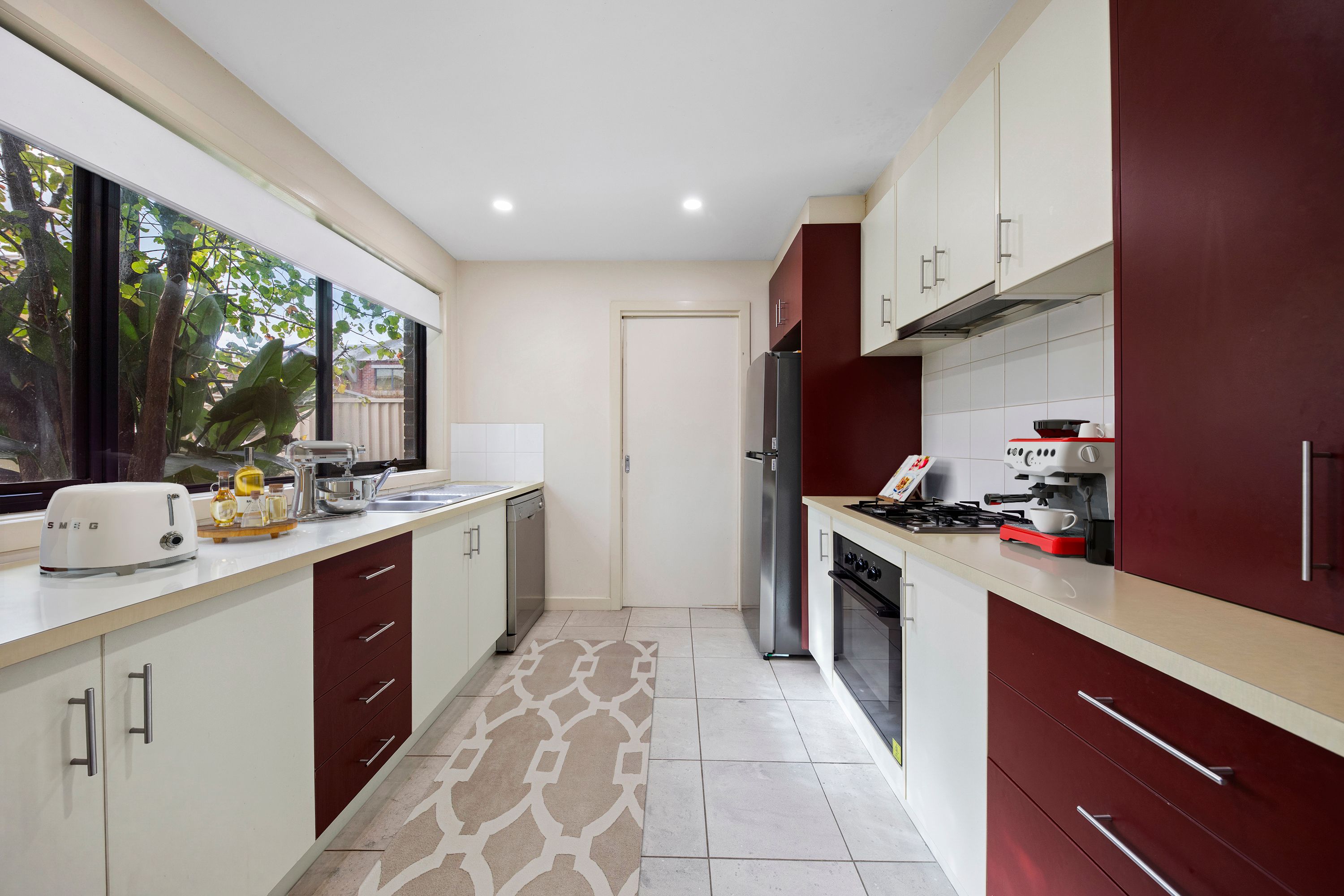 2 Sunline Terrace — photo 3 of 15