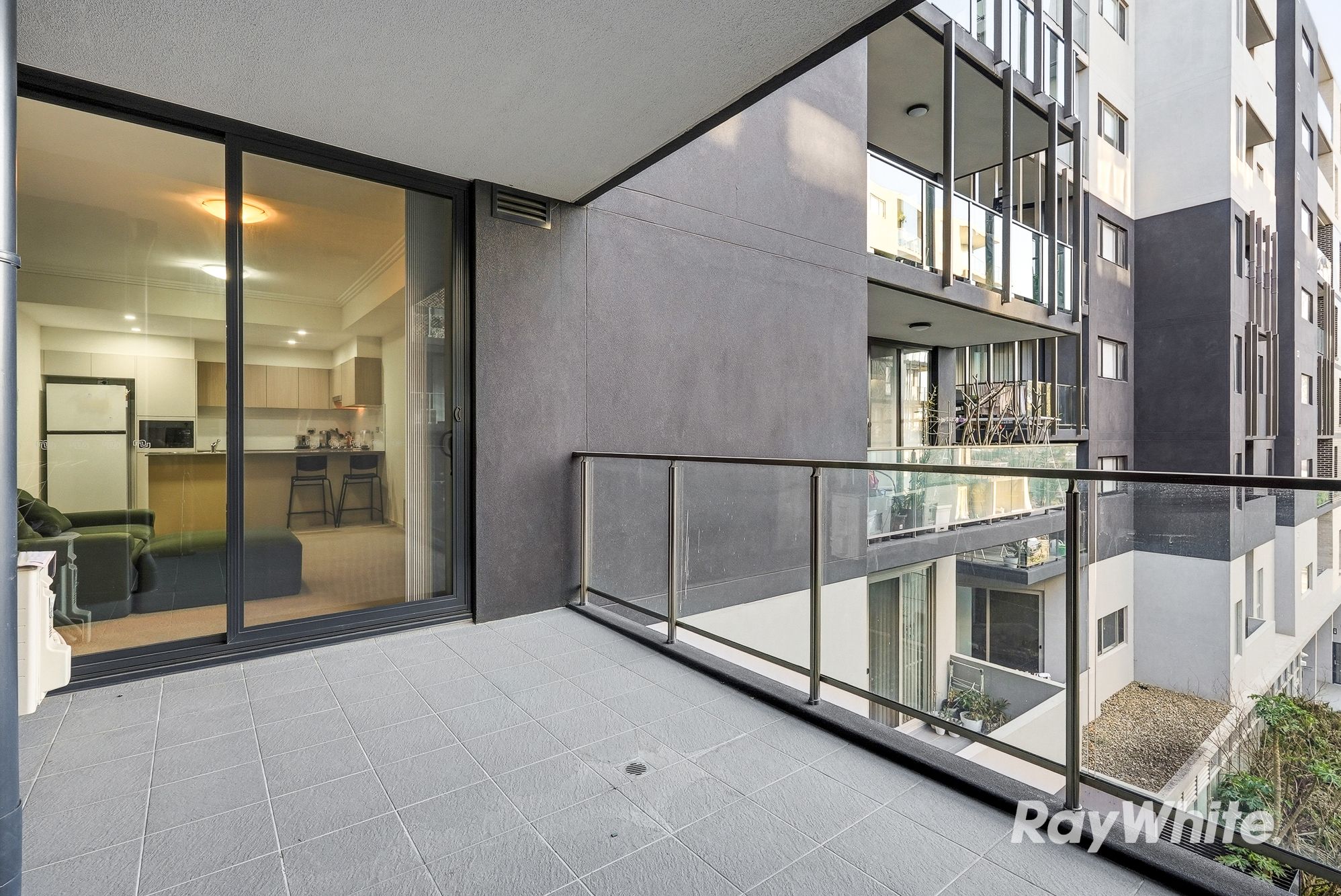 C203/48-56 Derby Street — photo 12 of 20