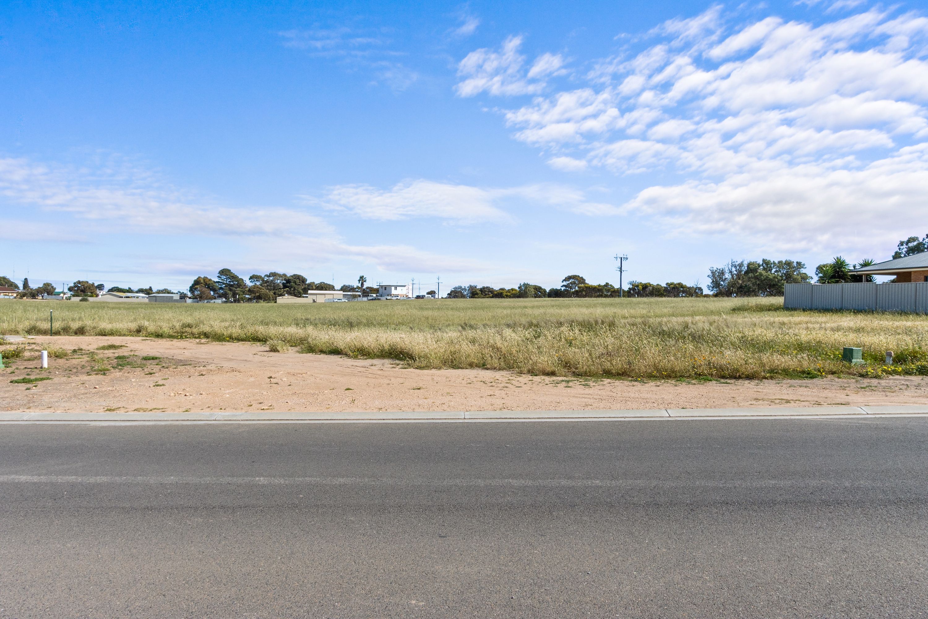 58 St Andrews Drive — photo 4 of 13