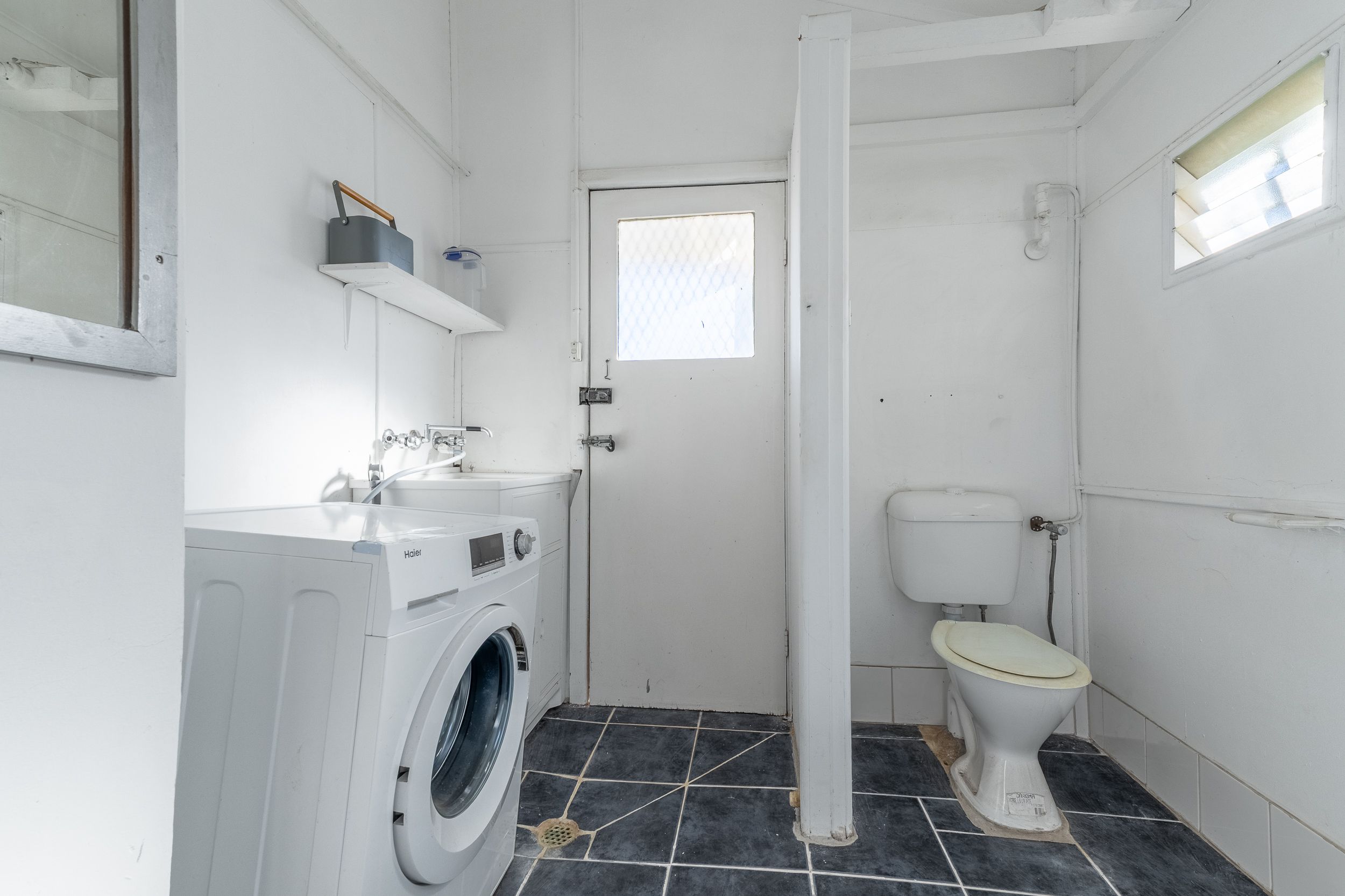 130 Myall Street — photo 14 of 18