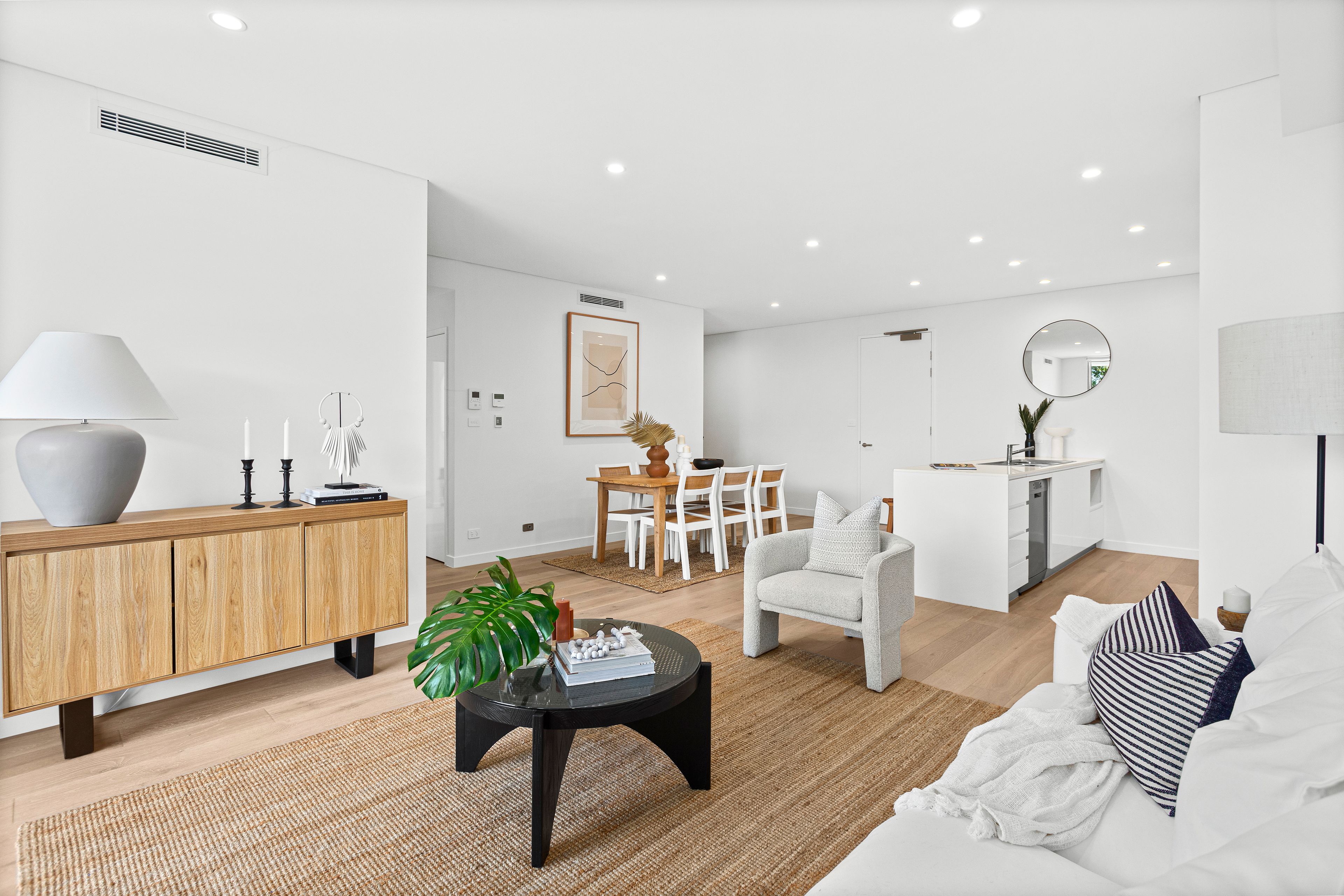 205/48 Bank Street, Wollongong, NSW 2500