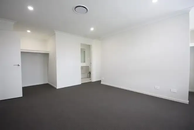 20 Canal Parade, Leppington, NSW 2179