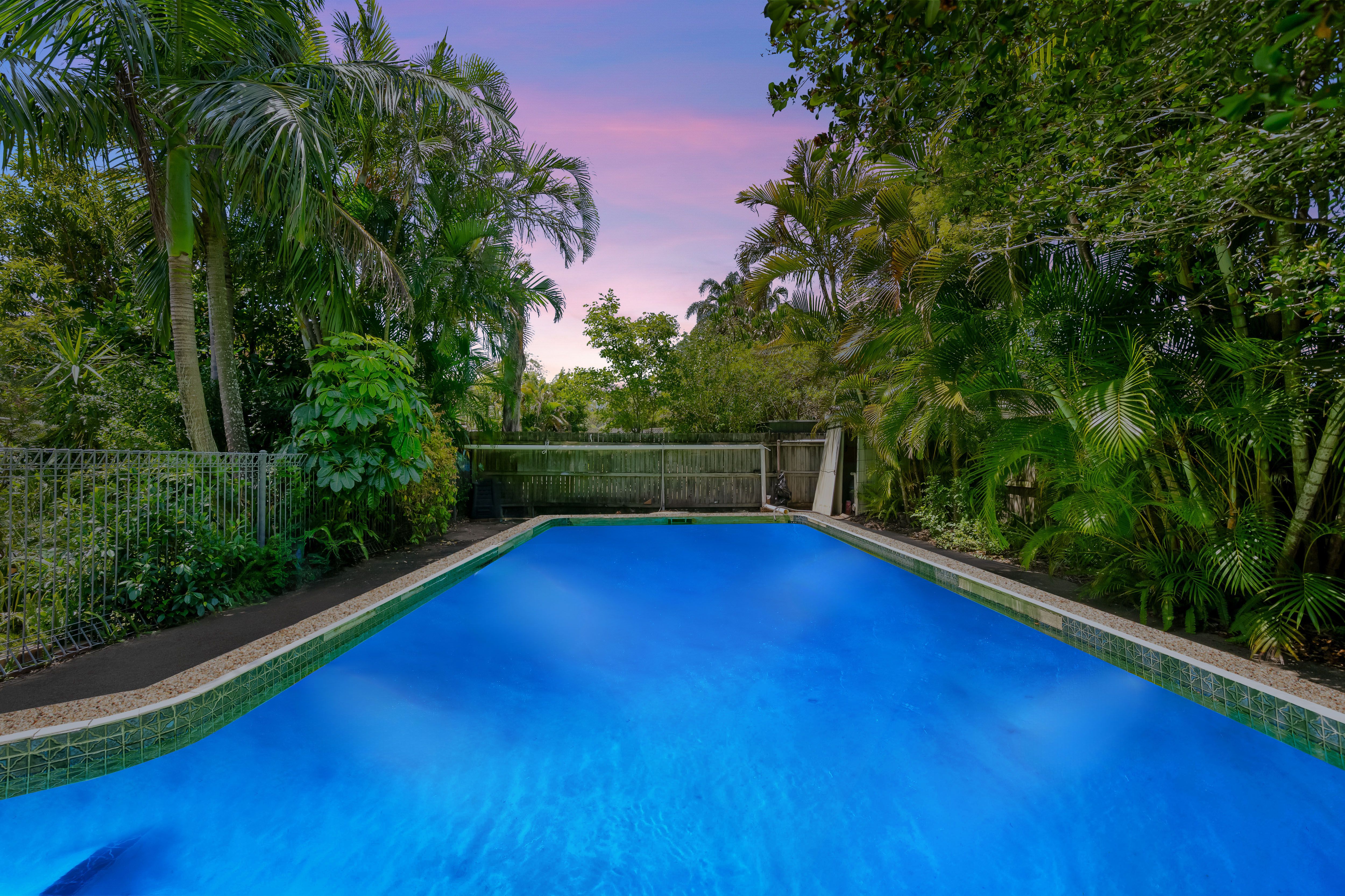 5 Narelle Crescent, Rochedale South, QLD 4123