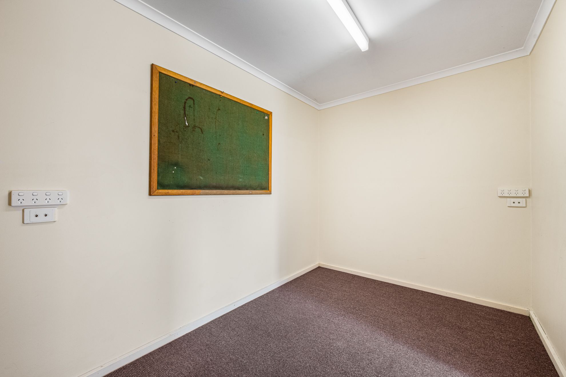 6 Campbell Street — photo 16 of 19