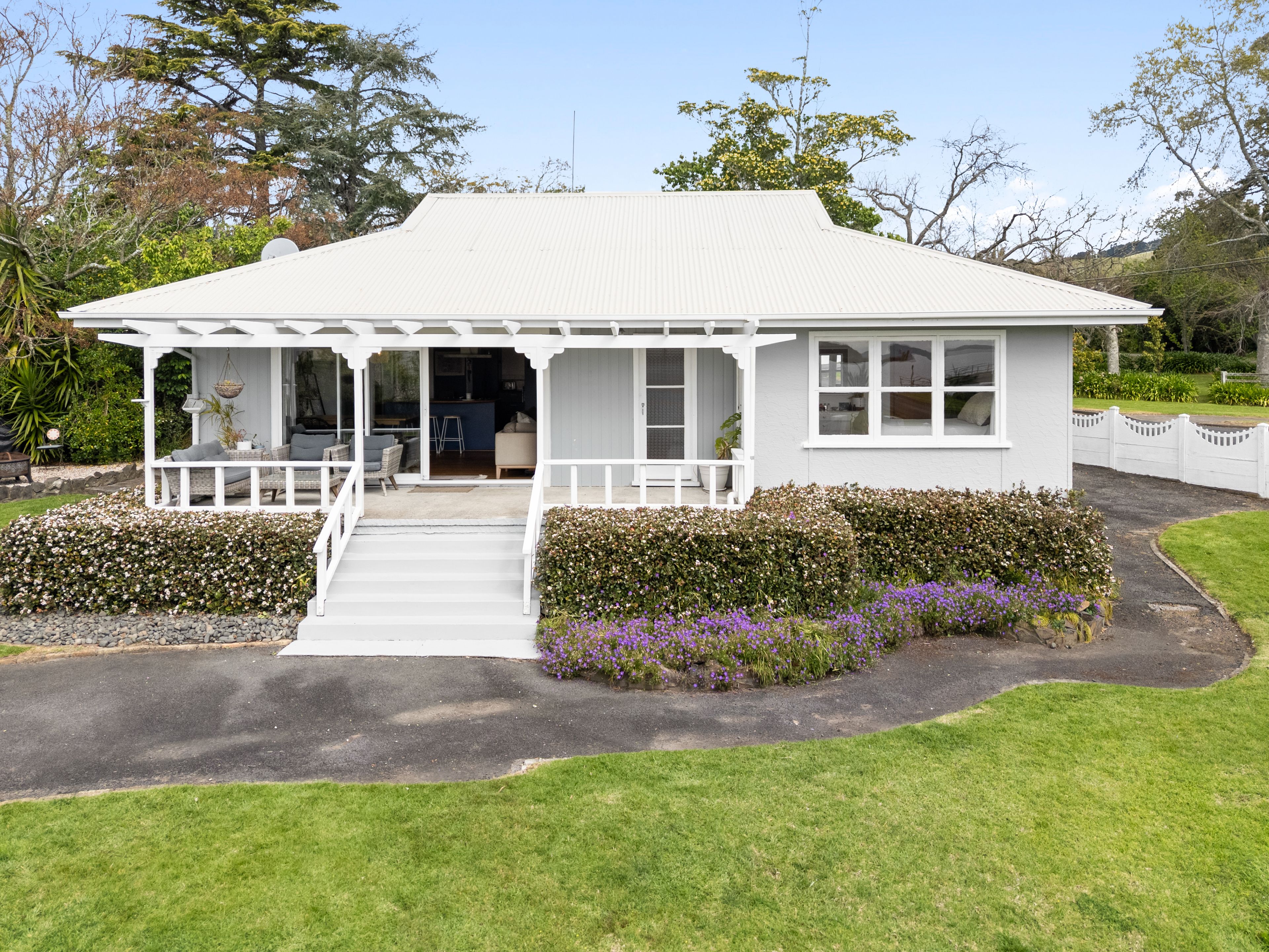 6 Ferndale Drive, Kawakawa Bay, Manukau City
