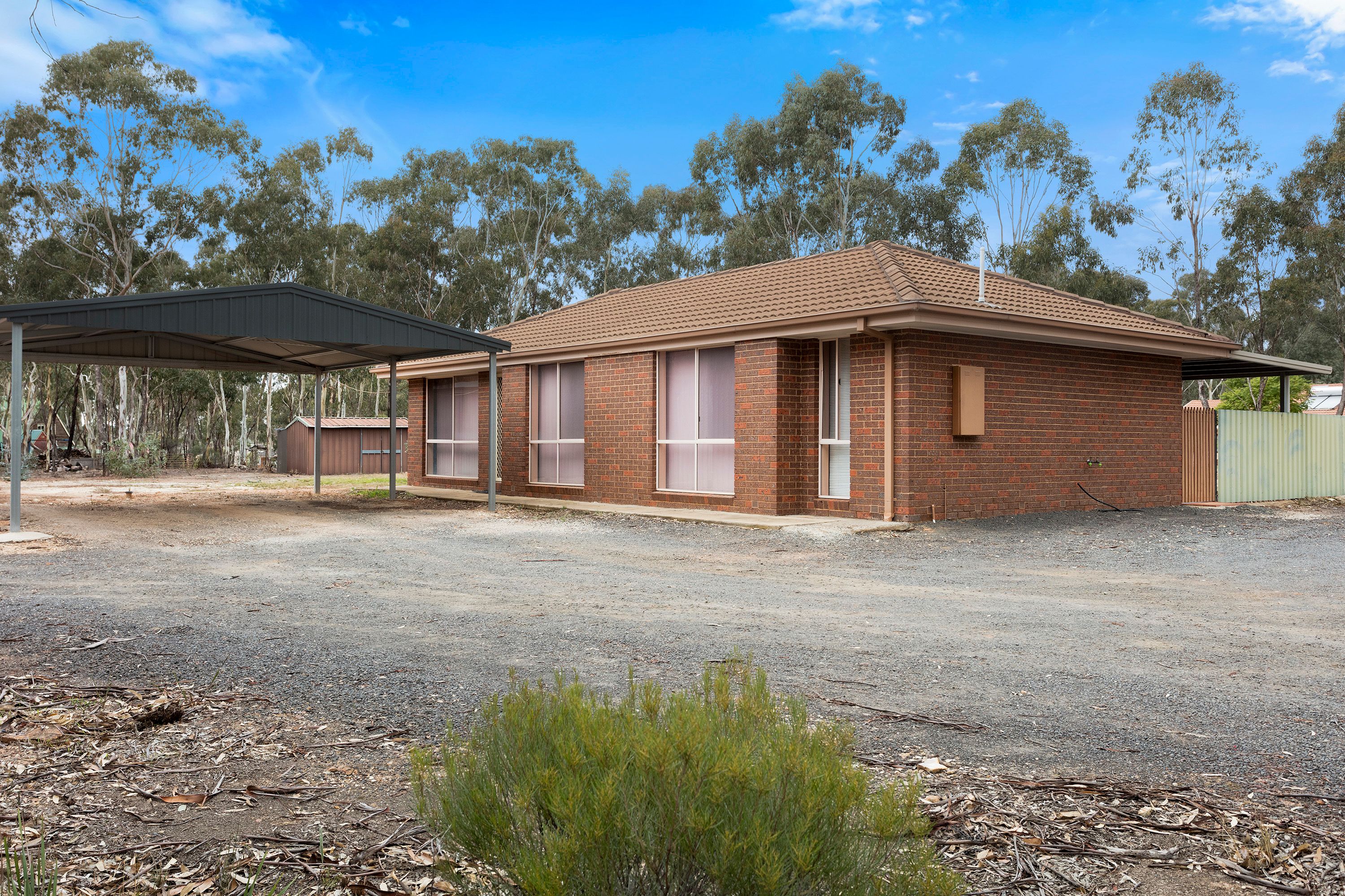 92 East Road, Huntly, VIC 3551