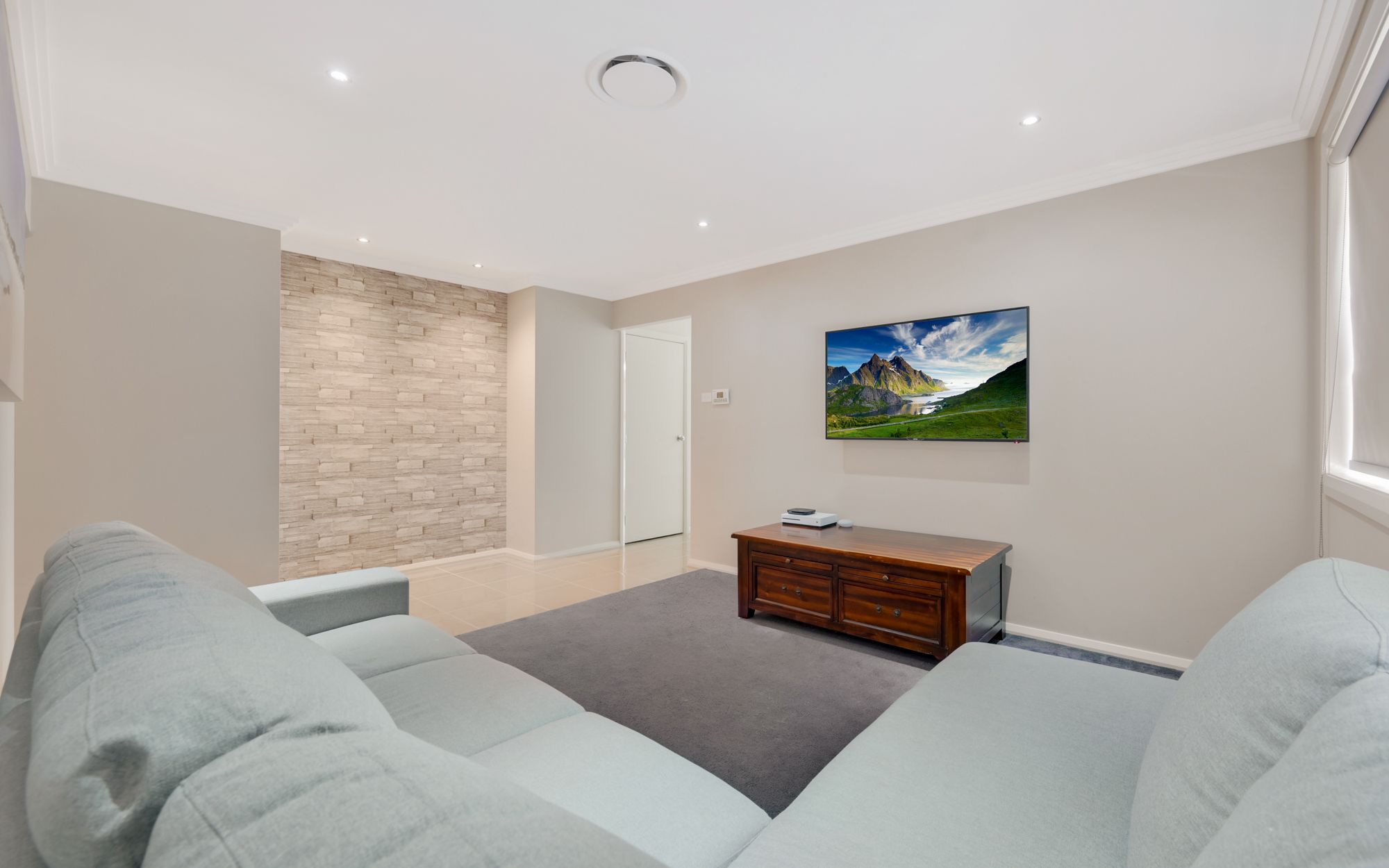 15 Coral Flame Circuit, Gregory Hills, NSW 2557