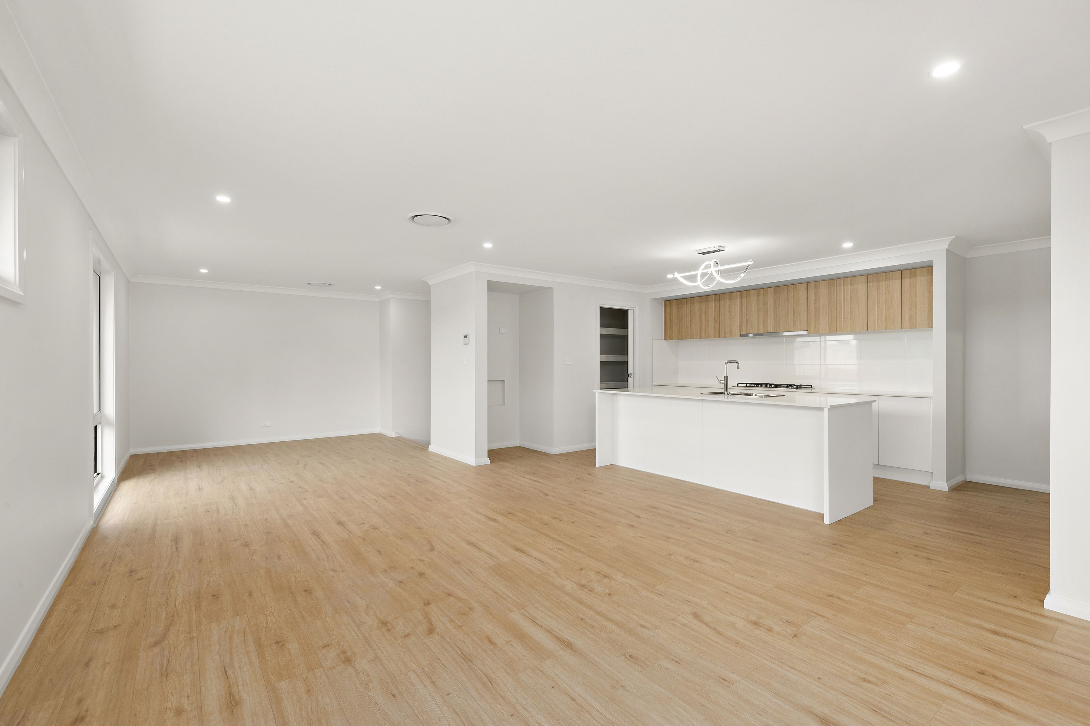 165 Kenakan Street — photo 7 of 15