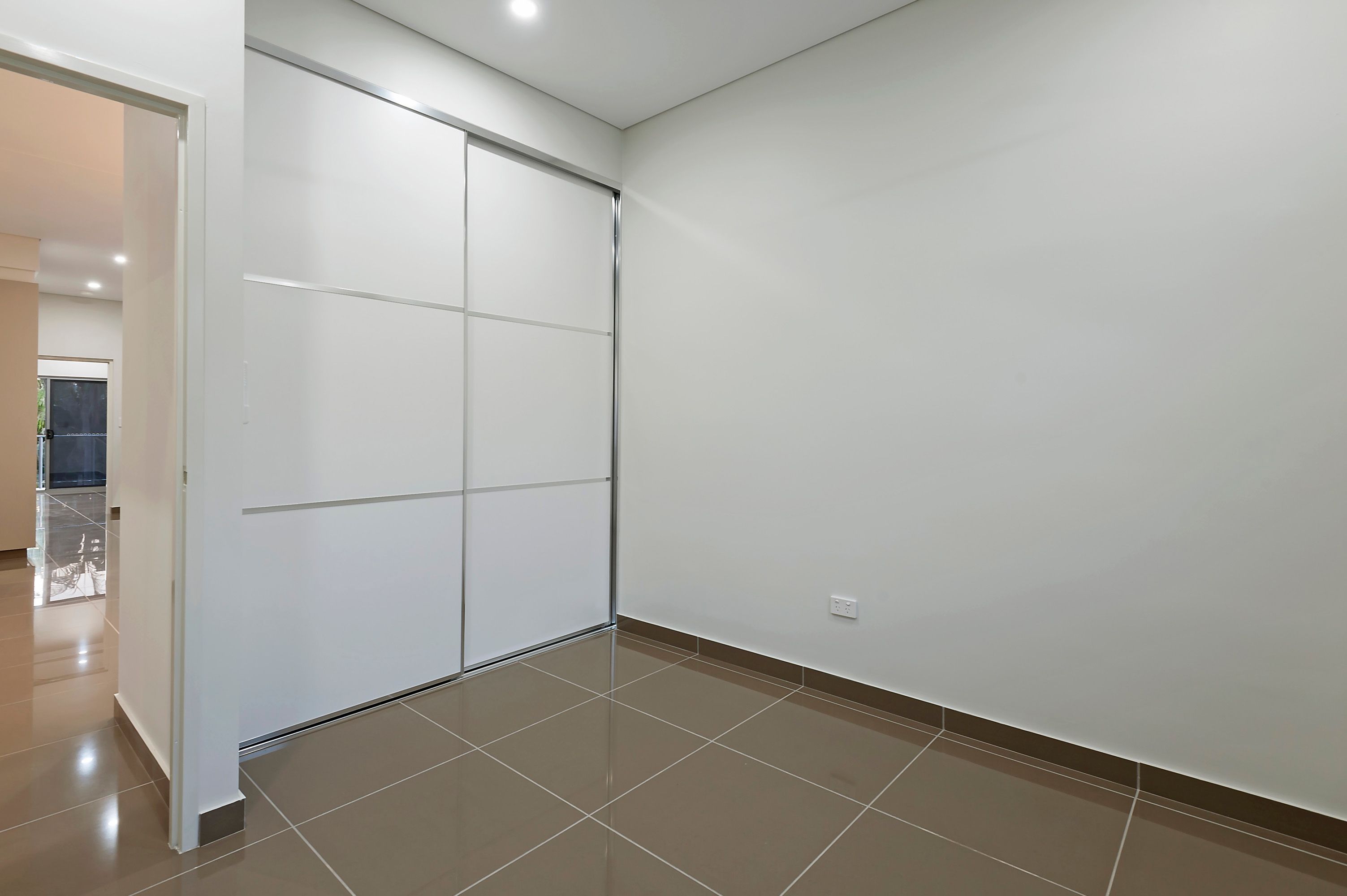 1/4 Melville Street — photo 12 of 22
