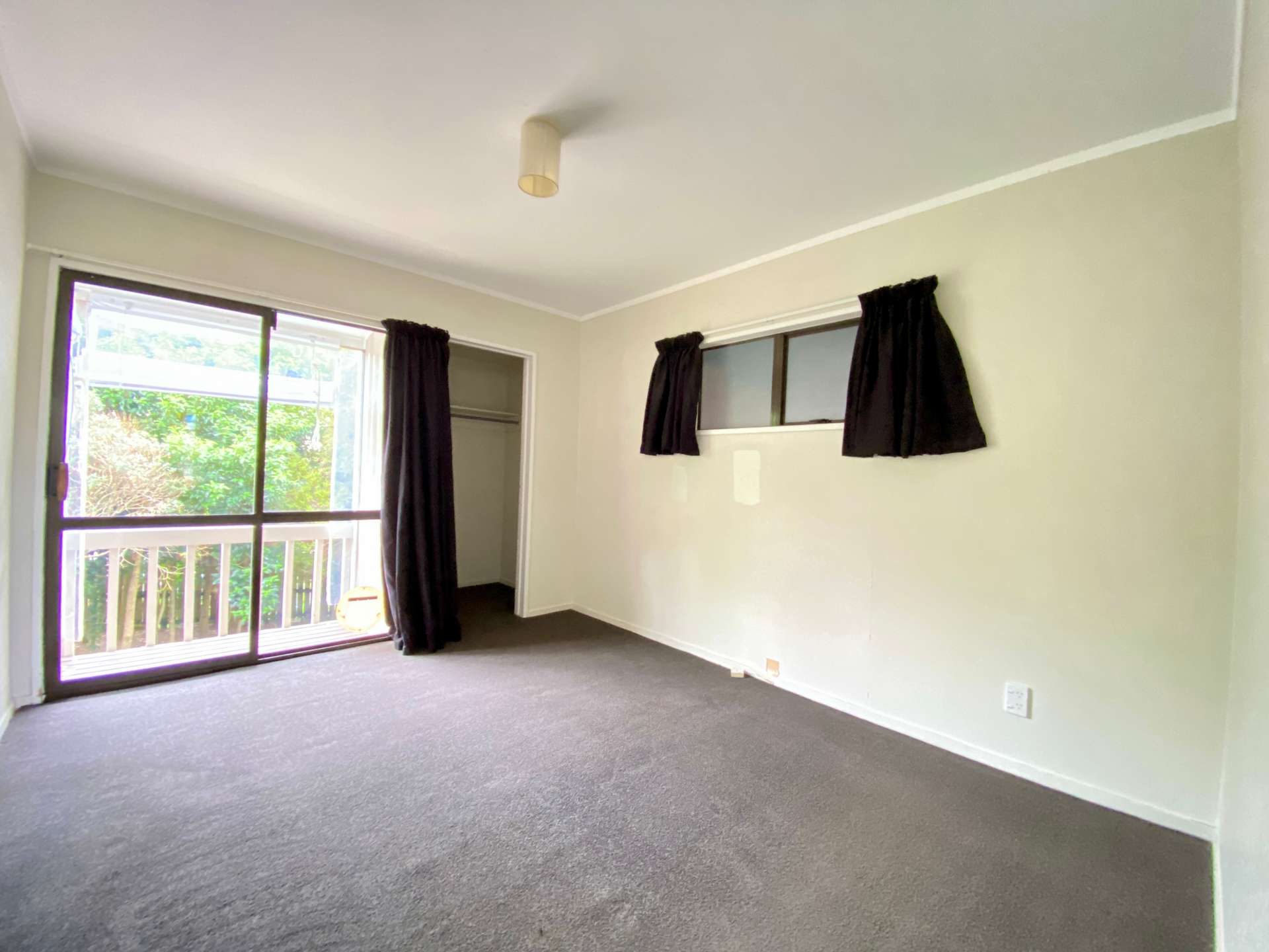 80 Totara Drive photo 3