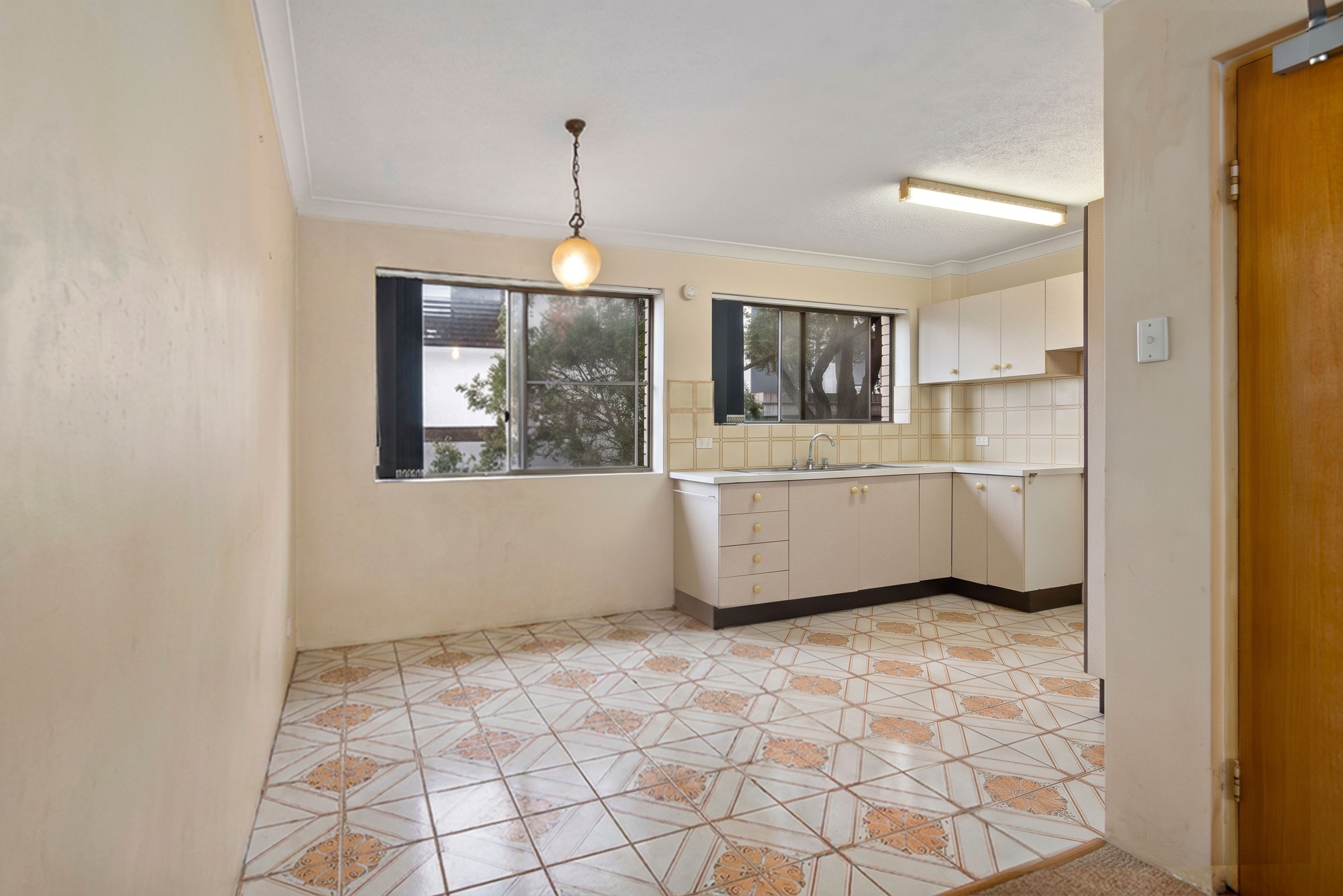 3/28 Kidston Terrace — photo 3 of 14