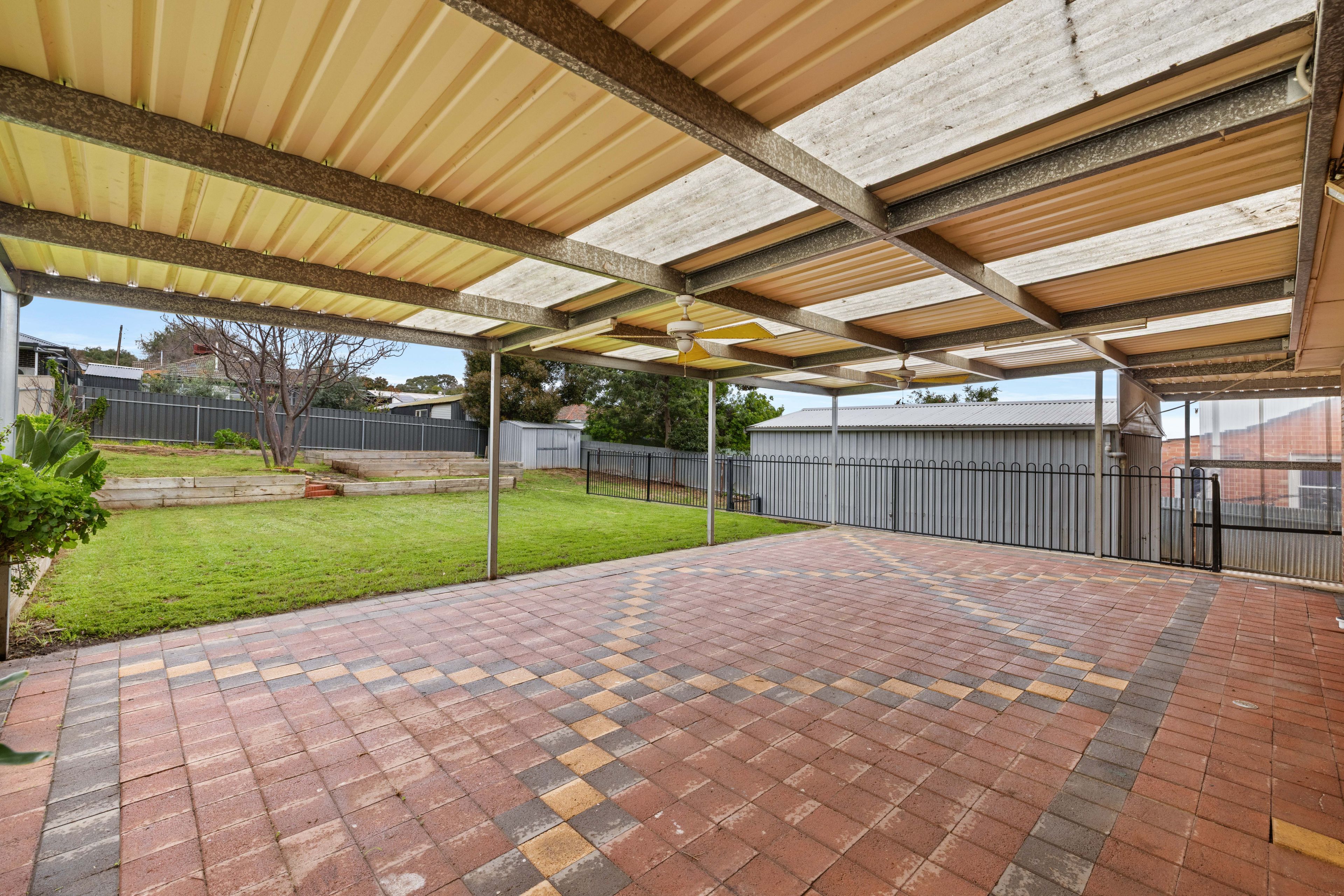 43 Whittington Street — photo 15 of 22
