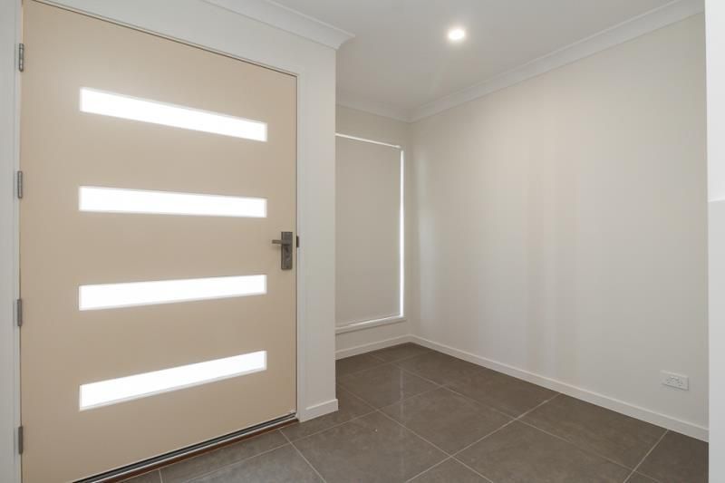 11 Coolah Street, South Ripley, QLD 4306
